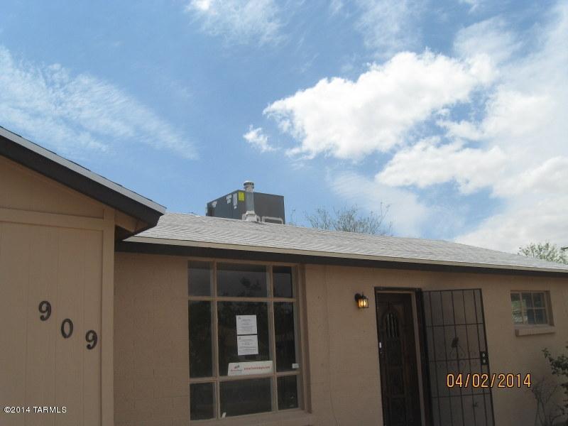 909 W Calle Francita