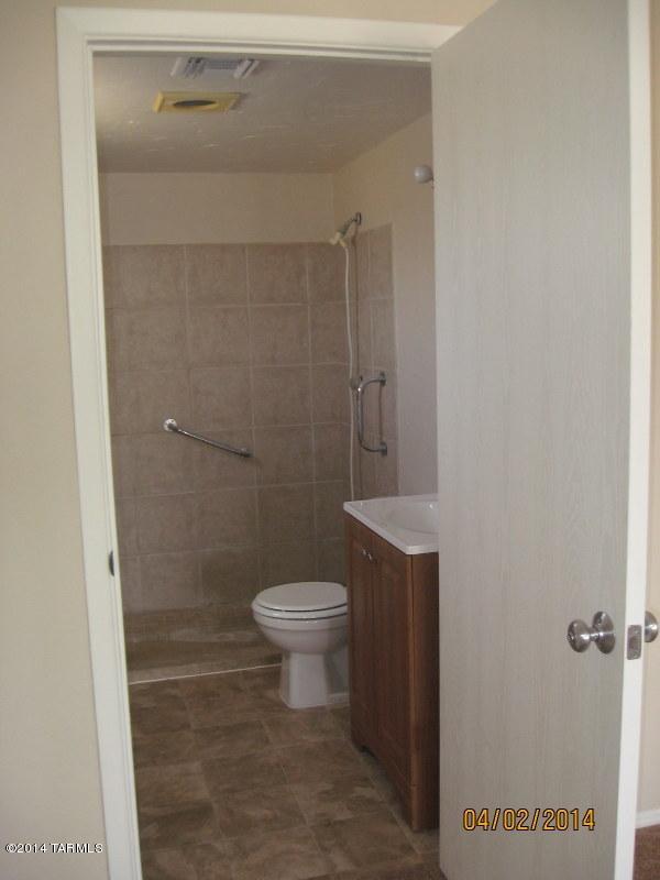 909 W Calle Francita