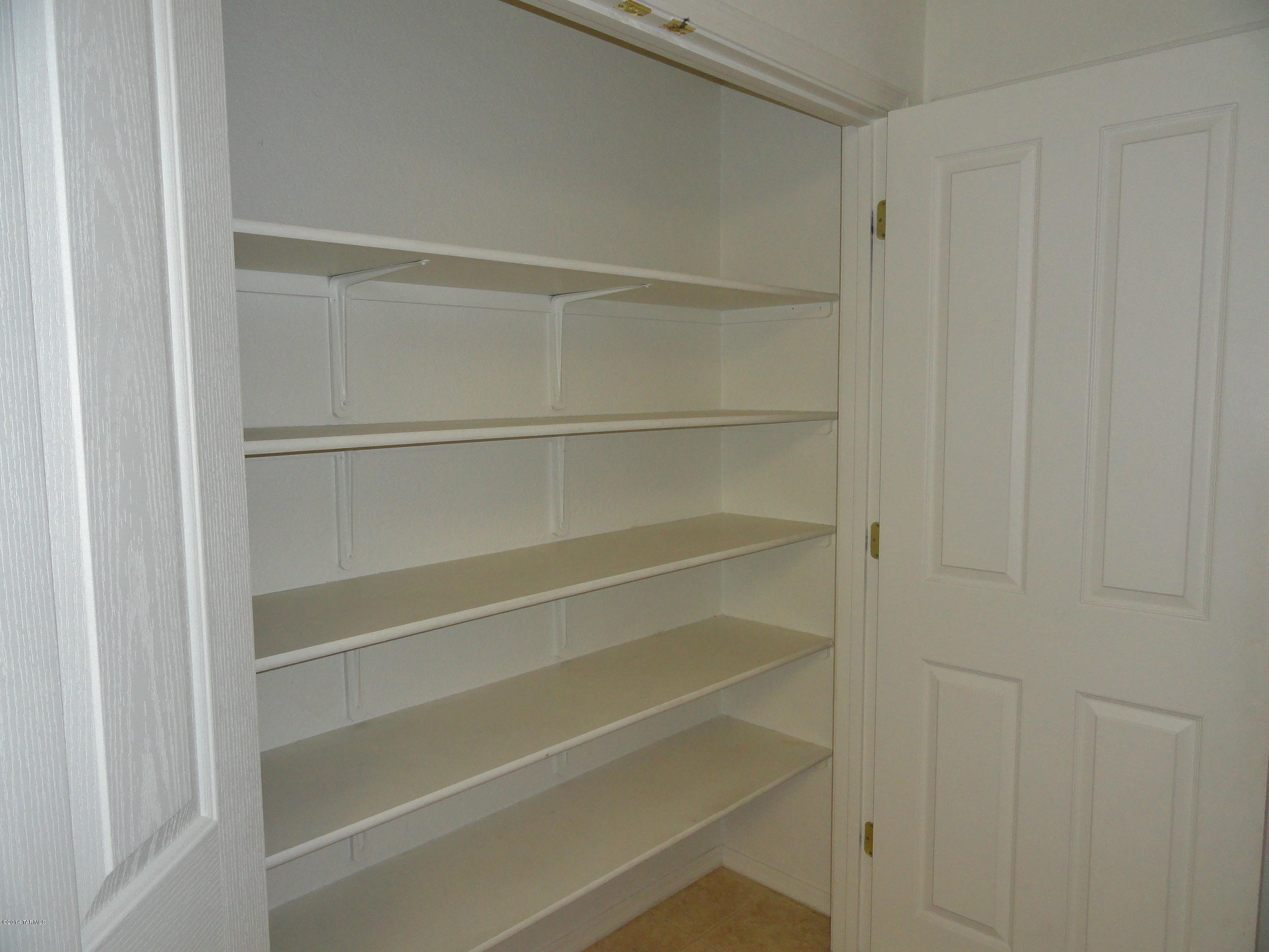 4114 E Coolbrooke Drive