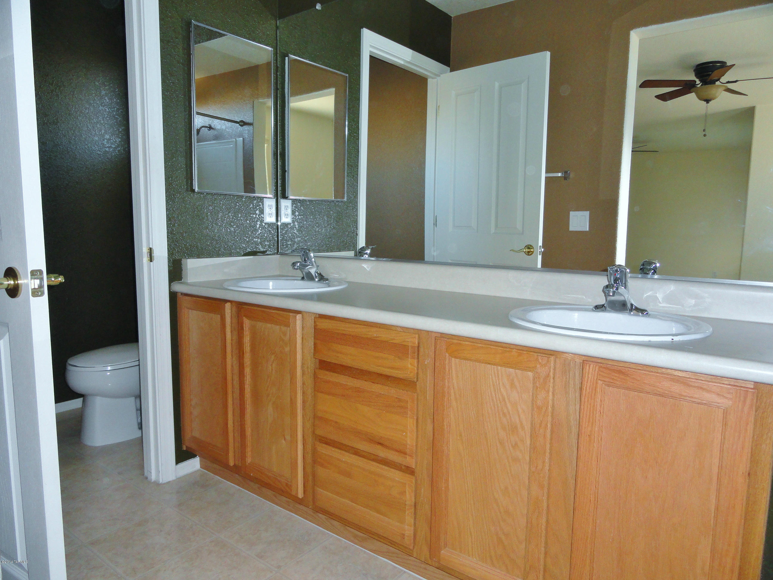 4114 E Coolbrooke Drive