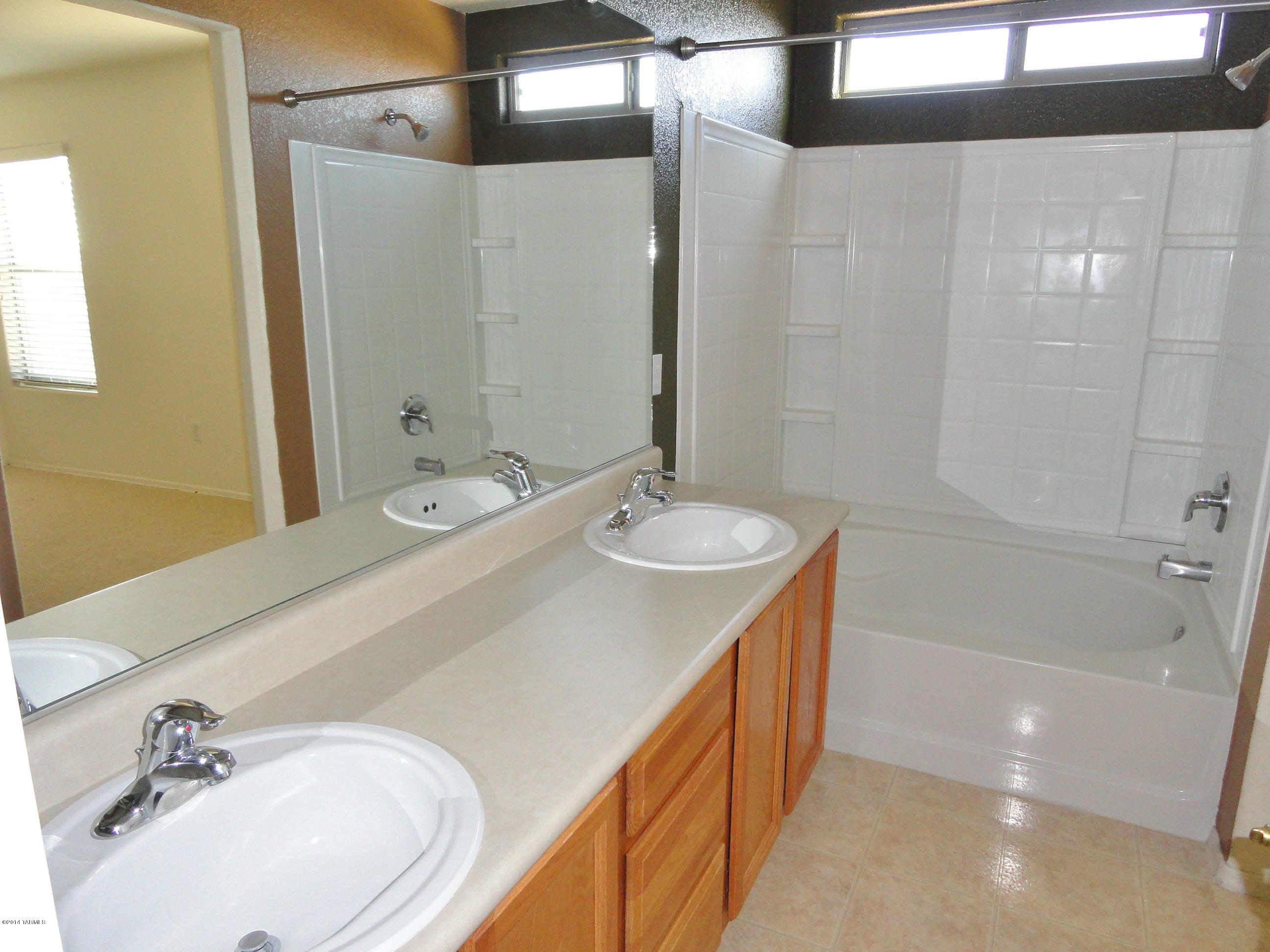 4114 E Coolbrooke Drive