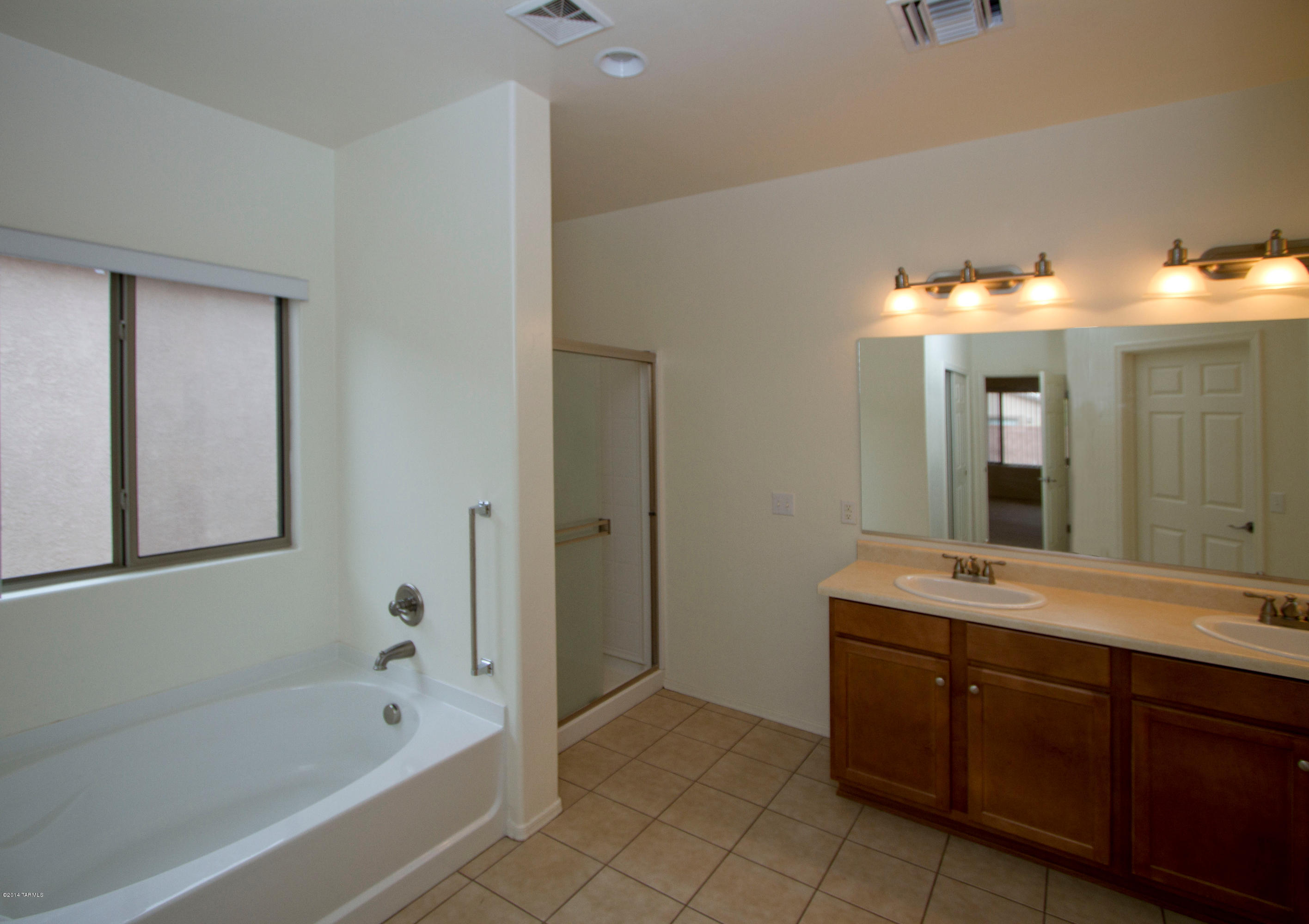 9112 S Whispering Pine Drive