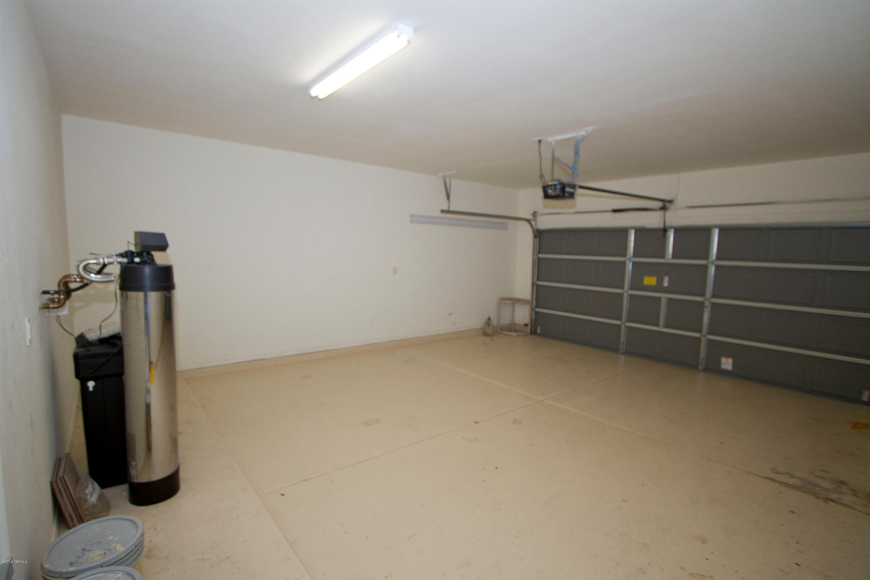 9112 S Whispering Pine Drive