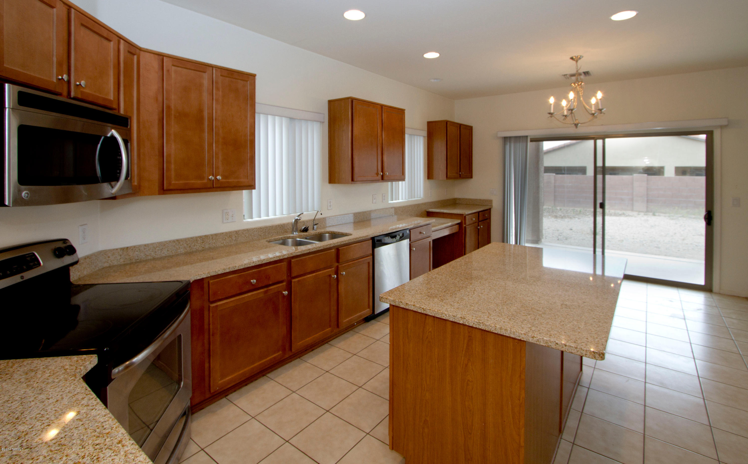 9112 S Whispering Pine Drive