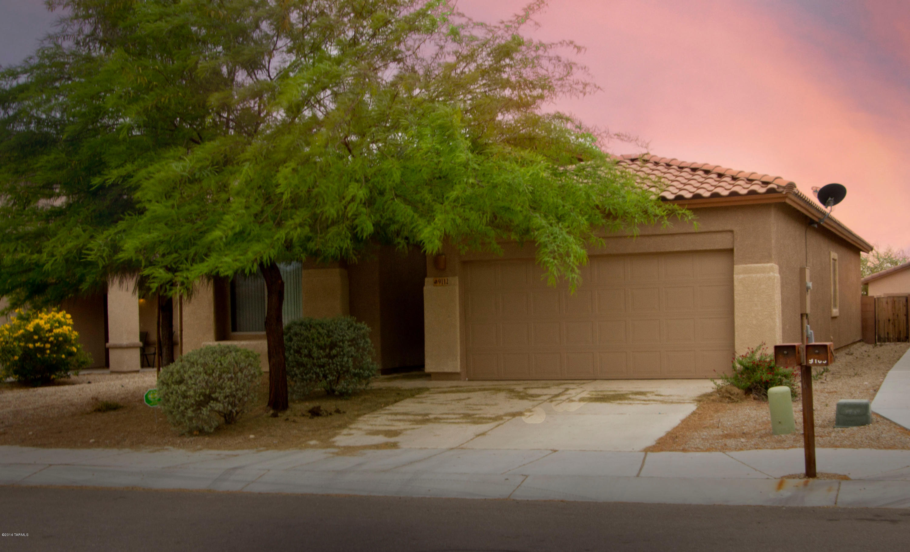 9112 S Whispering Pine Drive