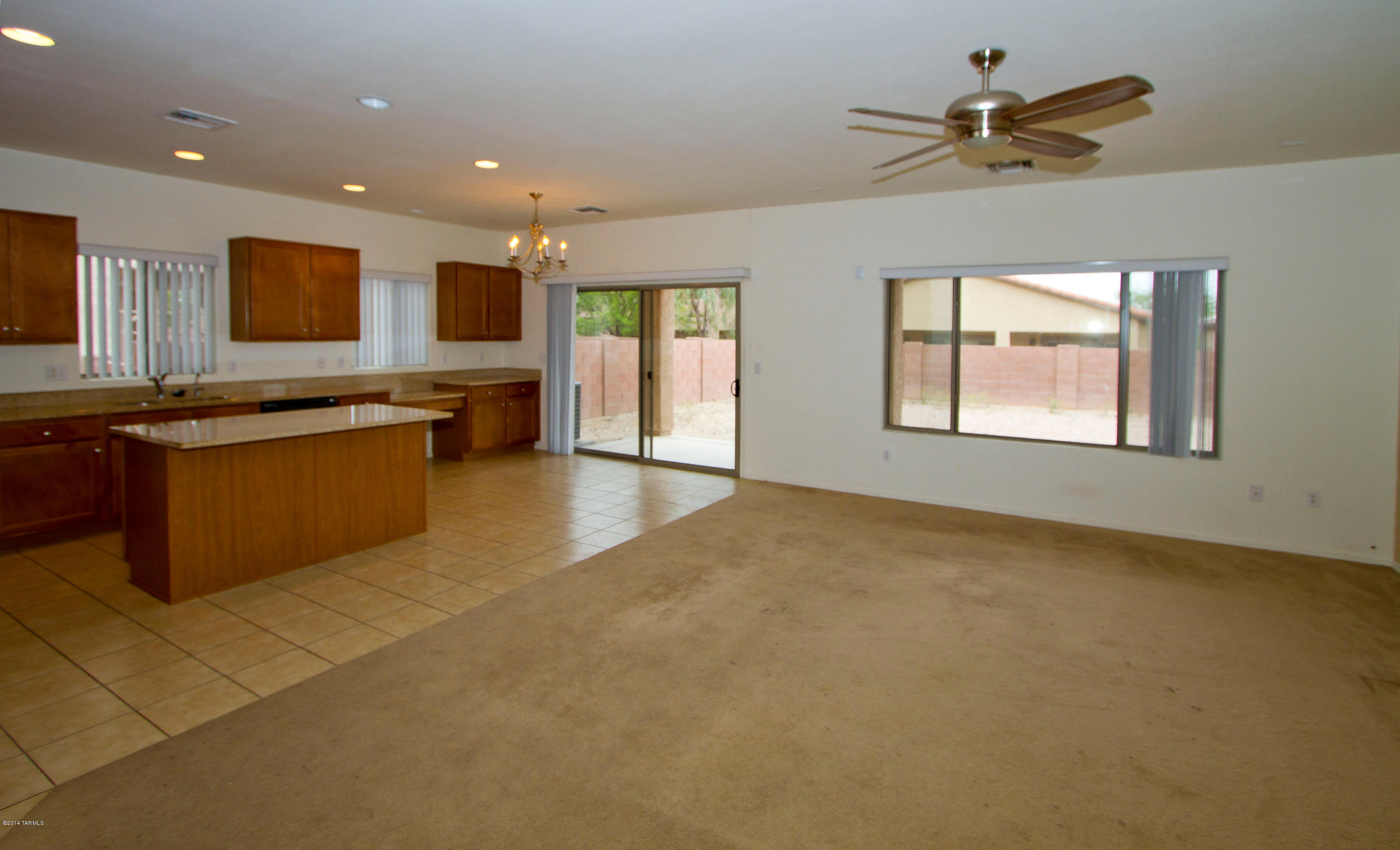 9112 S Whispering Pine Drive