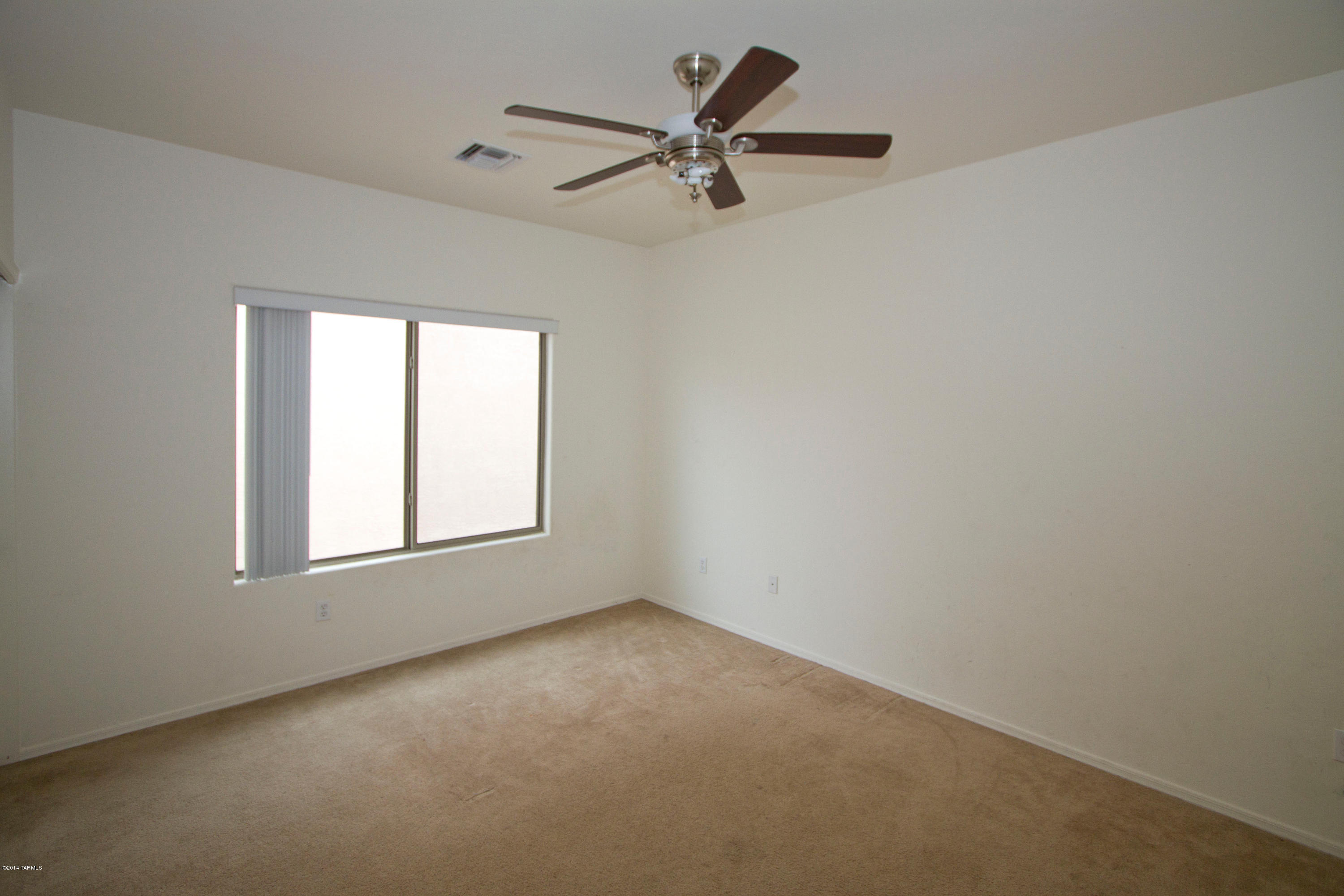 9112 S Whispering Pine Drive