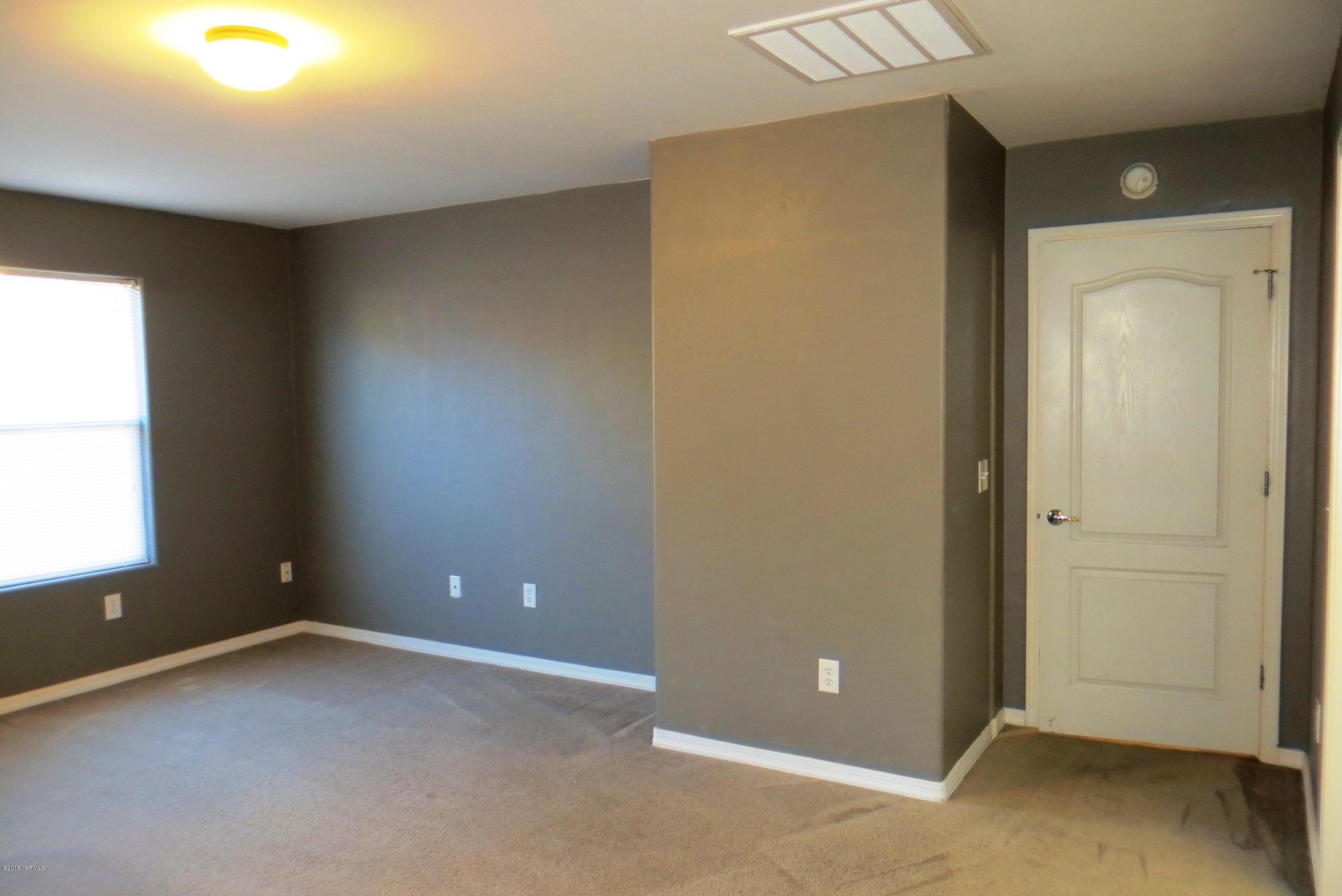 4815 E Orchard Grass Drive