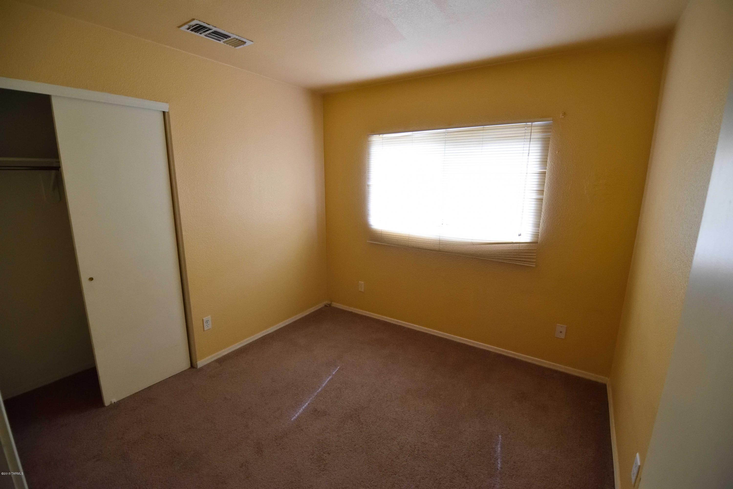 1589 W Carey Belle Court