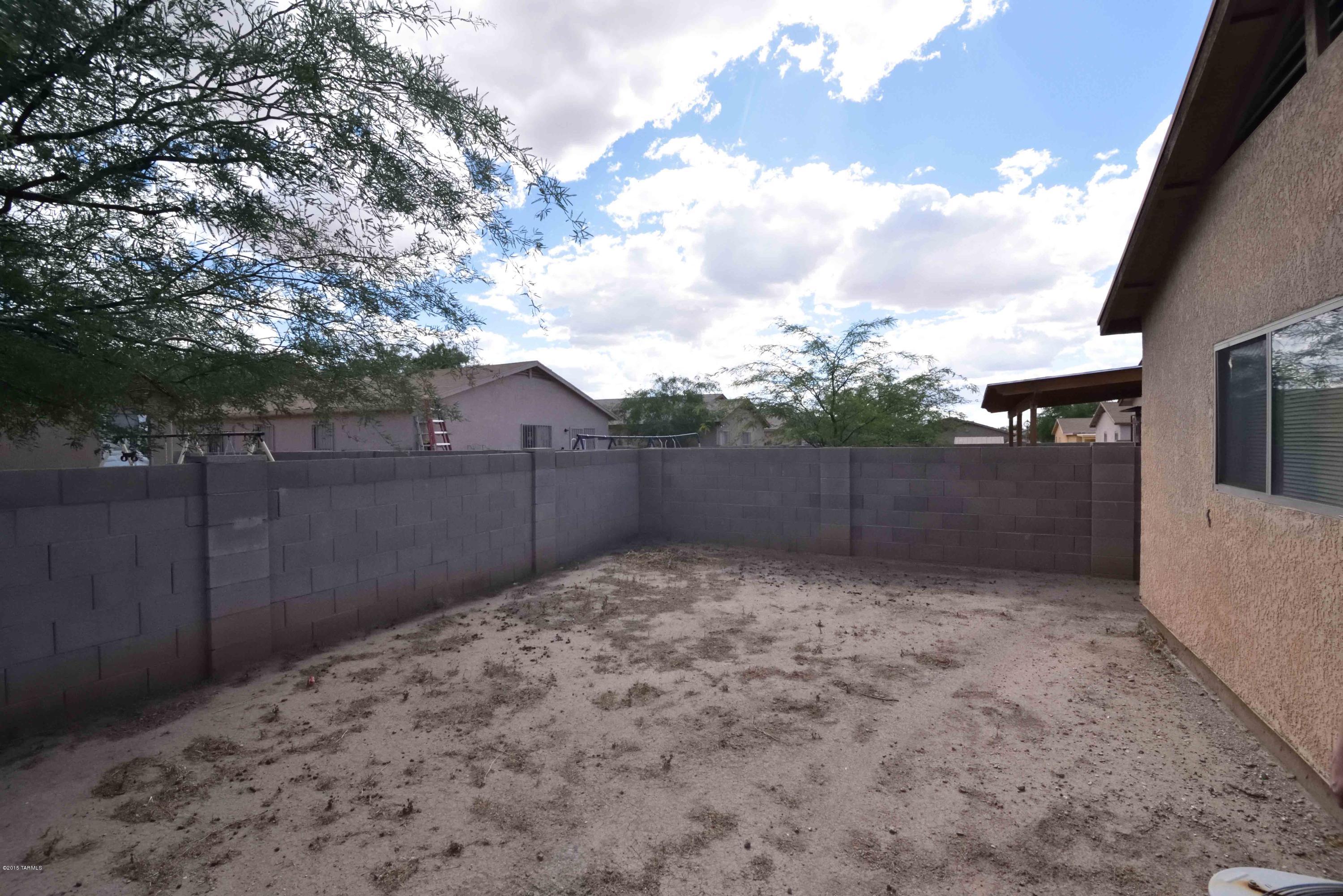 1589 W Carey Belle Court