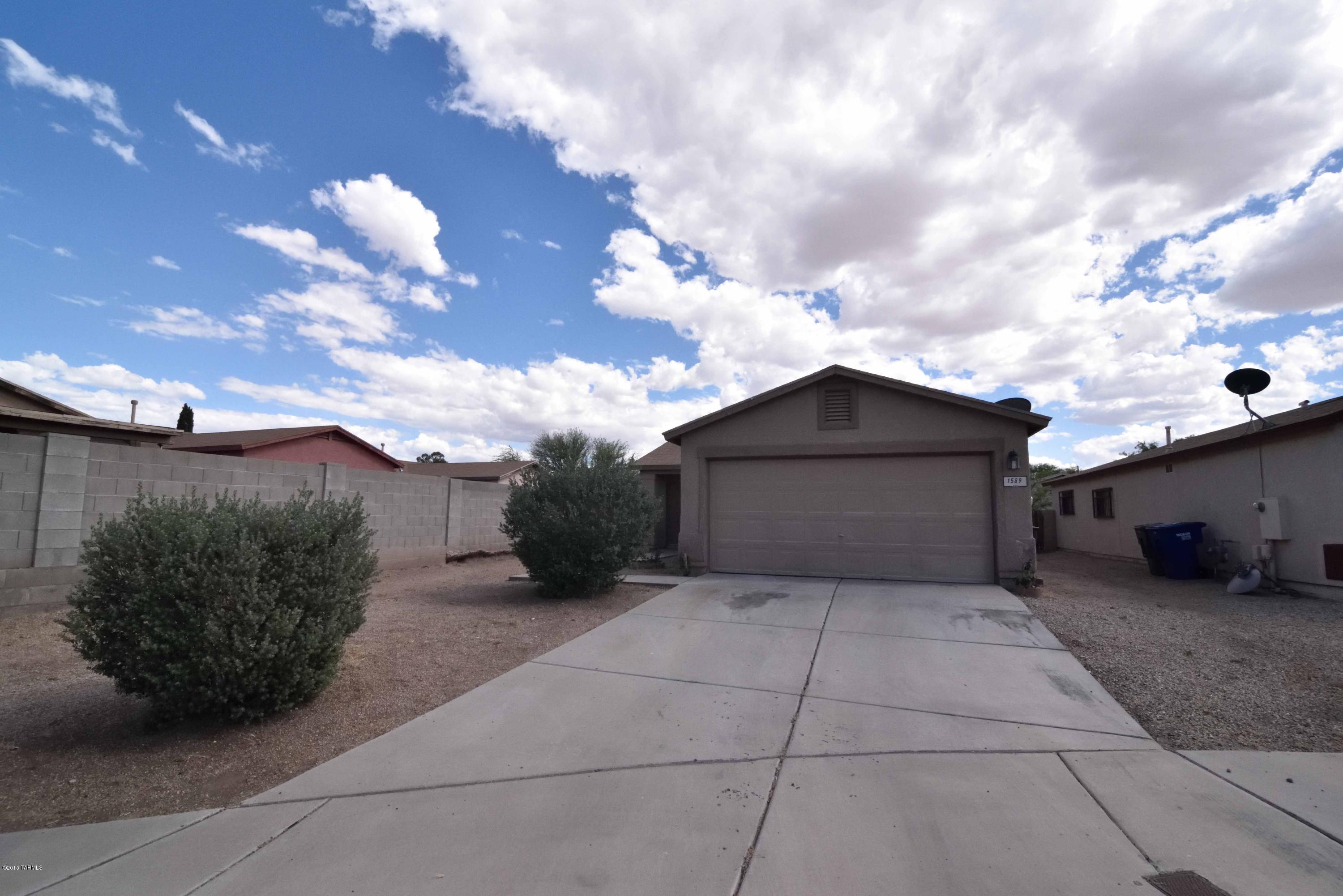 1589 W Carey Belle Court