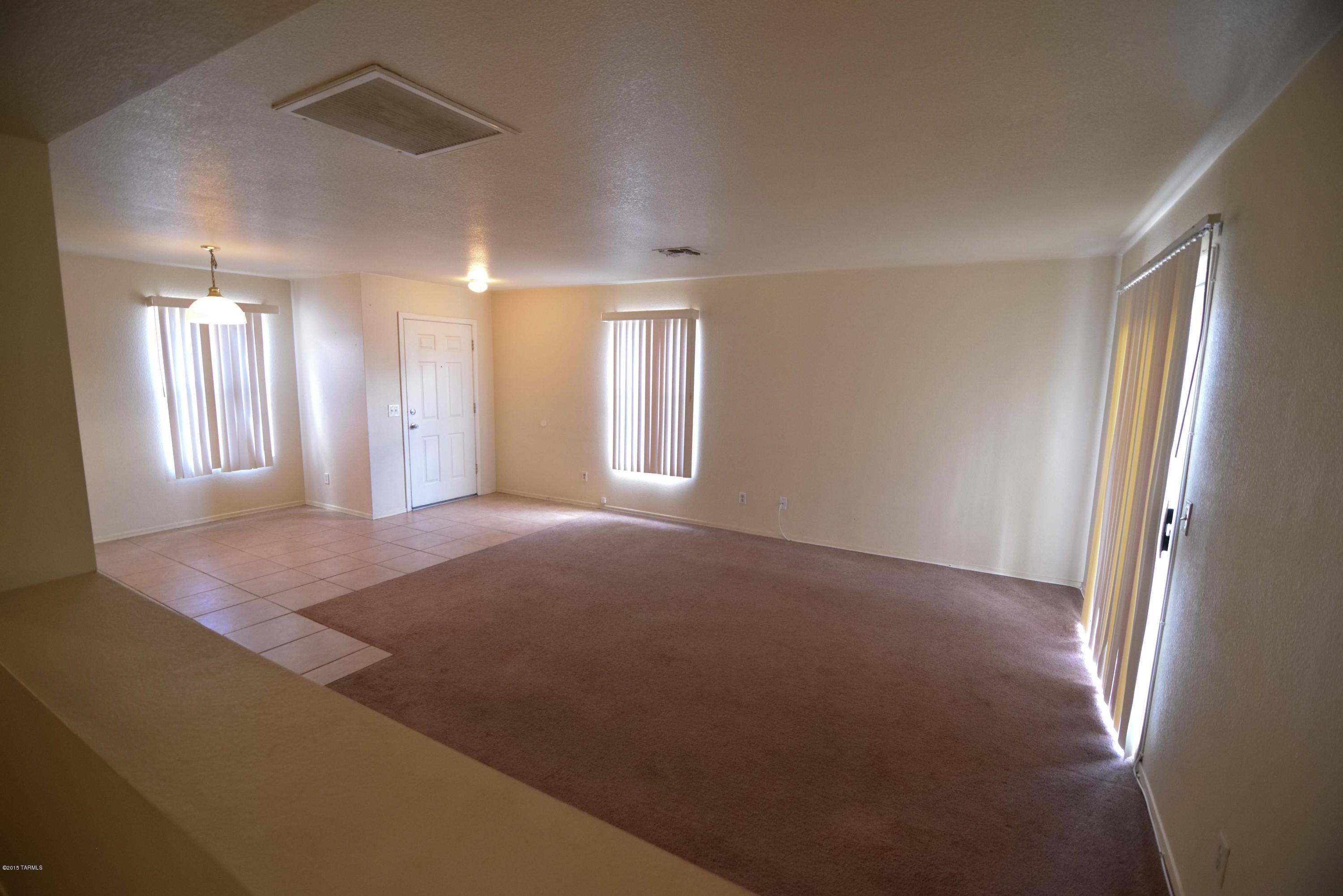 1589 W Carey Belle Court