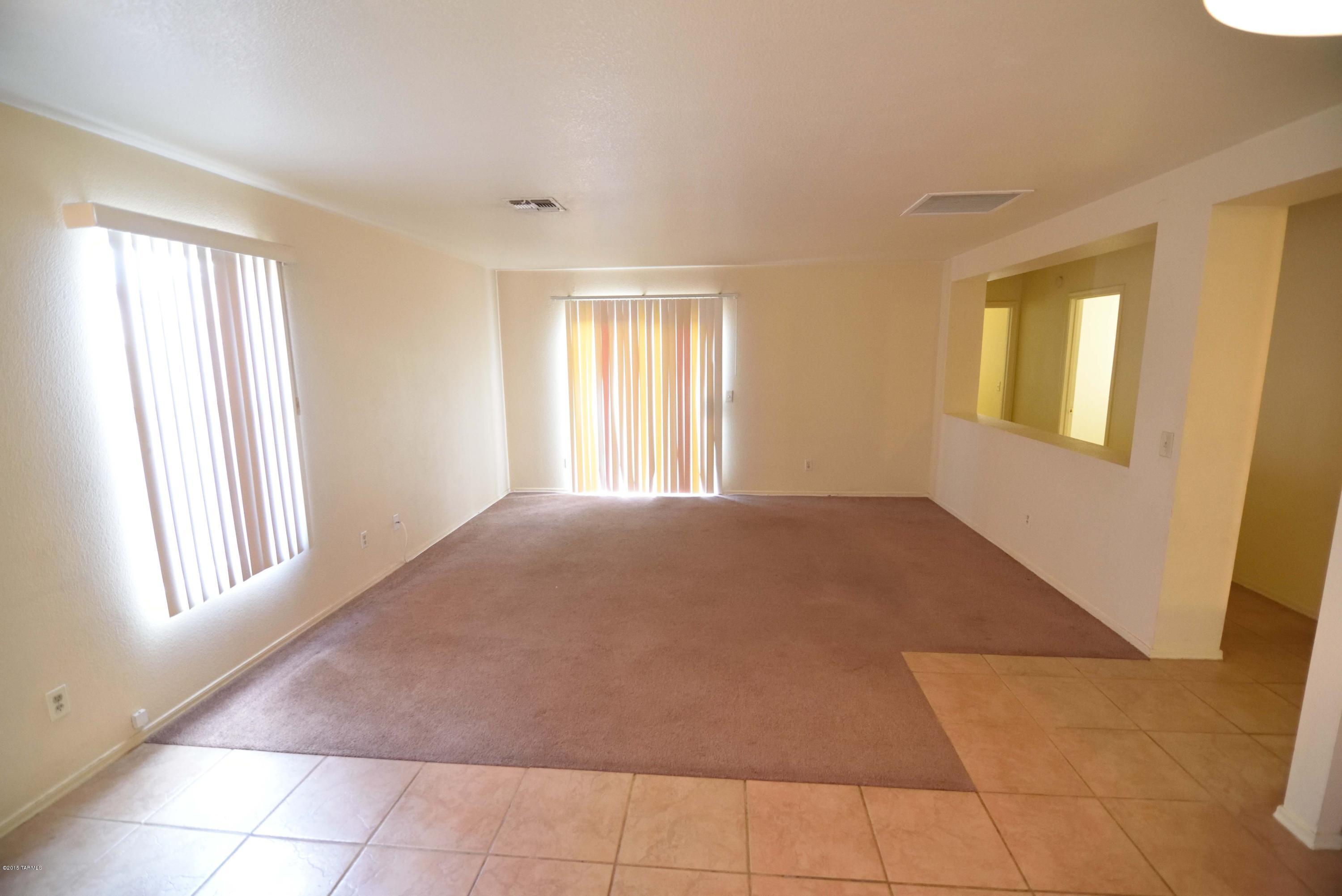 1589 W Carey Belle Court