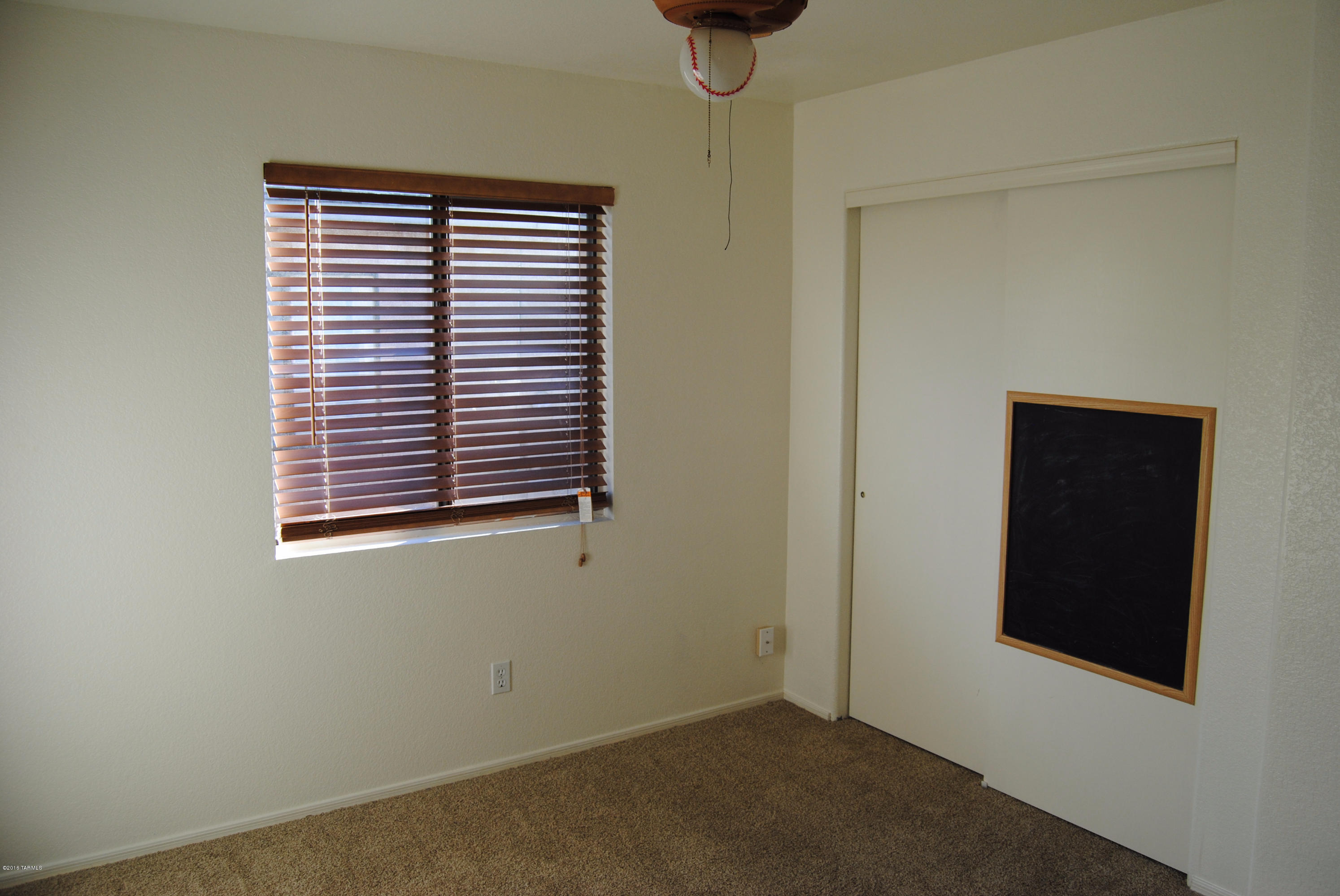 1750 W Rue Du Fleuve