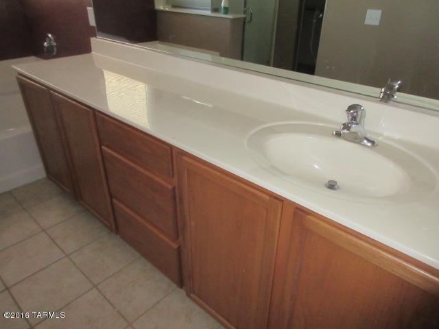 7183 S Valley Stream Drive