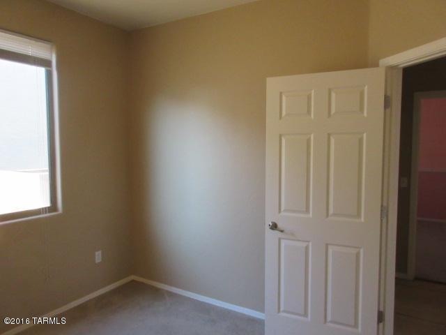 7183 S Valley Stream Drive