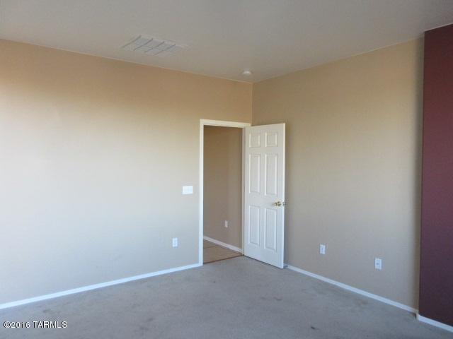 7183 S Valley Stream Drive