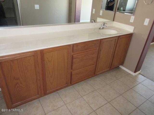 7183 S Valley Stream Drive