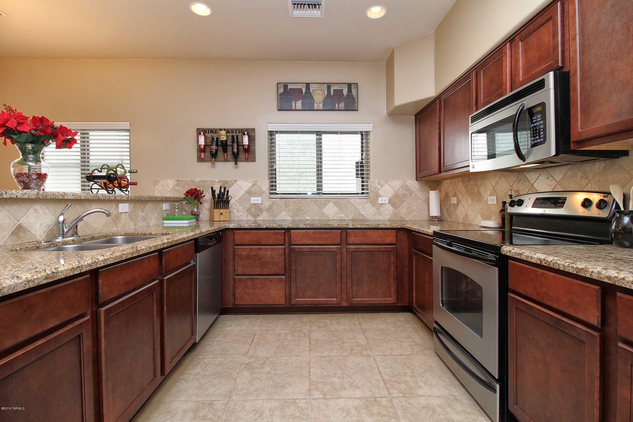 7537 E Majestic Palm Lane