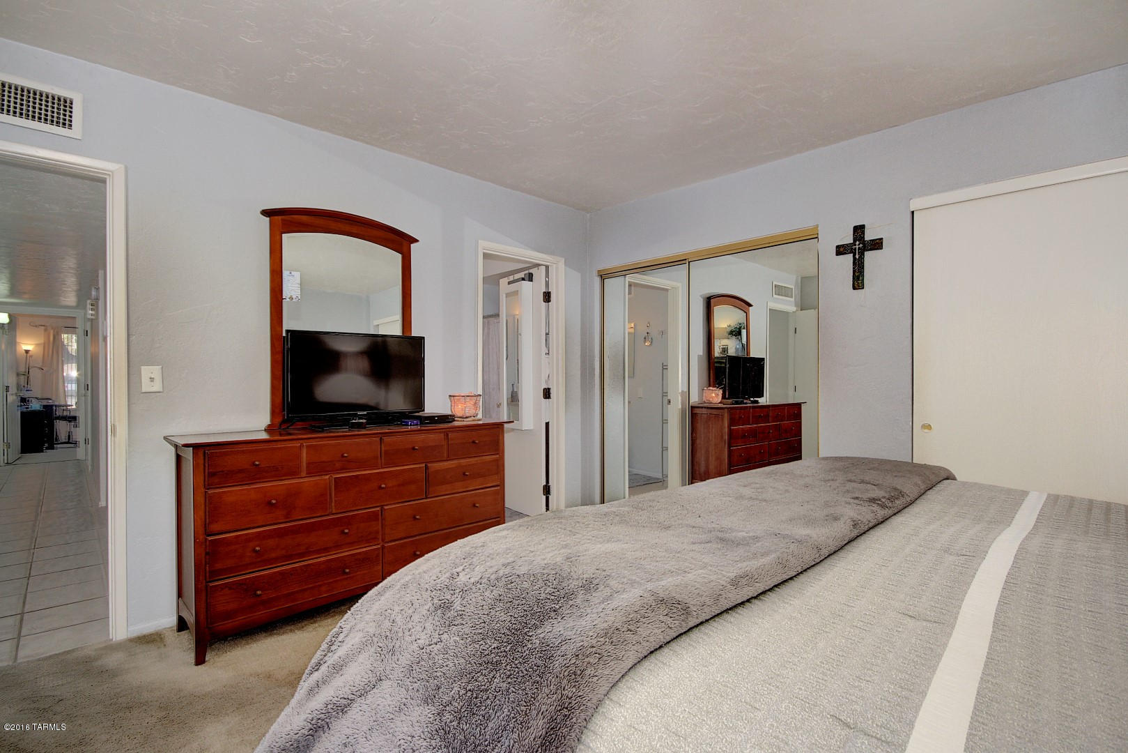 1848 N Frances Boulevard