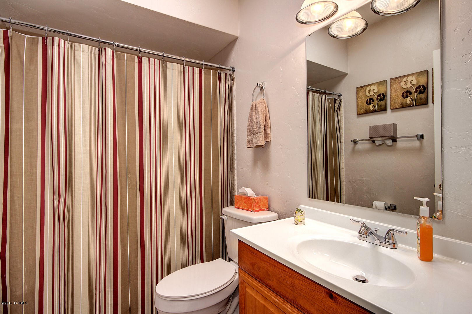 1848 N Frances Boulevard