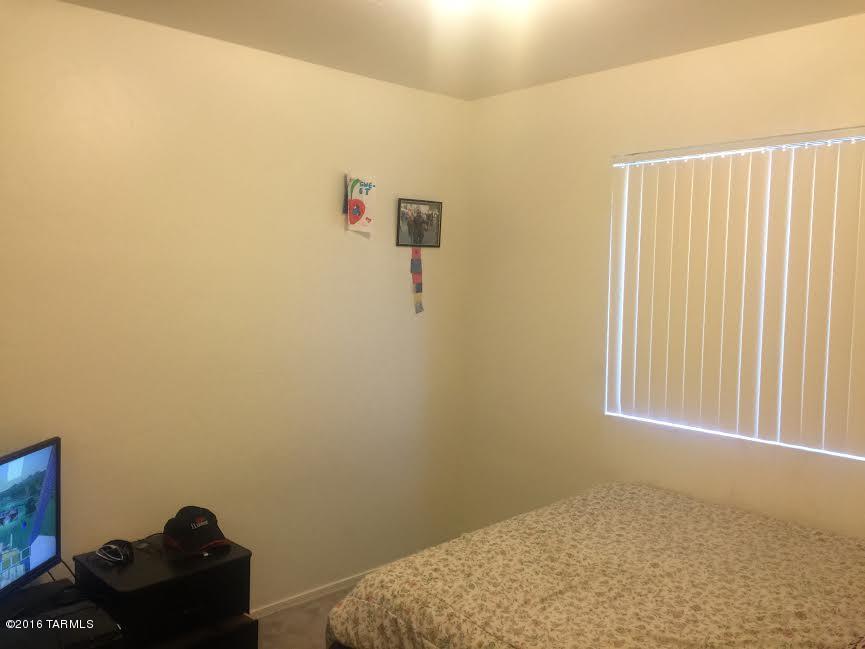 764 W Carolchristine Place