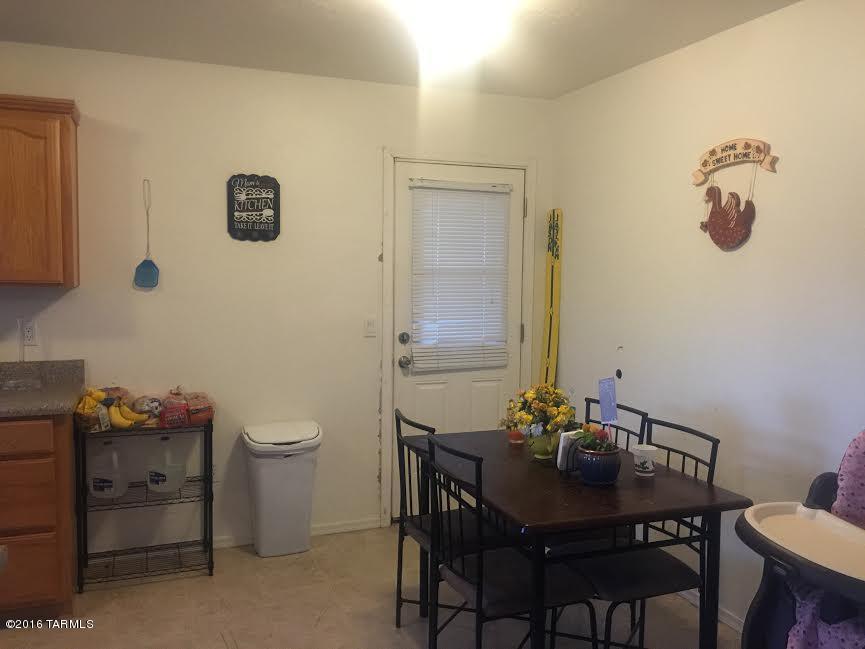 764 W Carolchristine Place