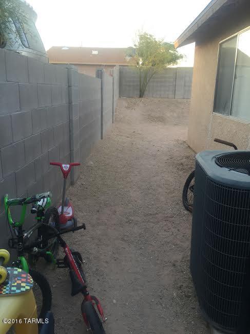 764 W Carolchristine Place