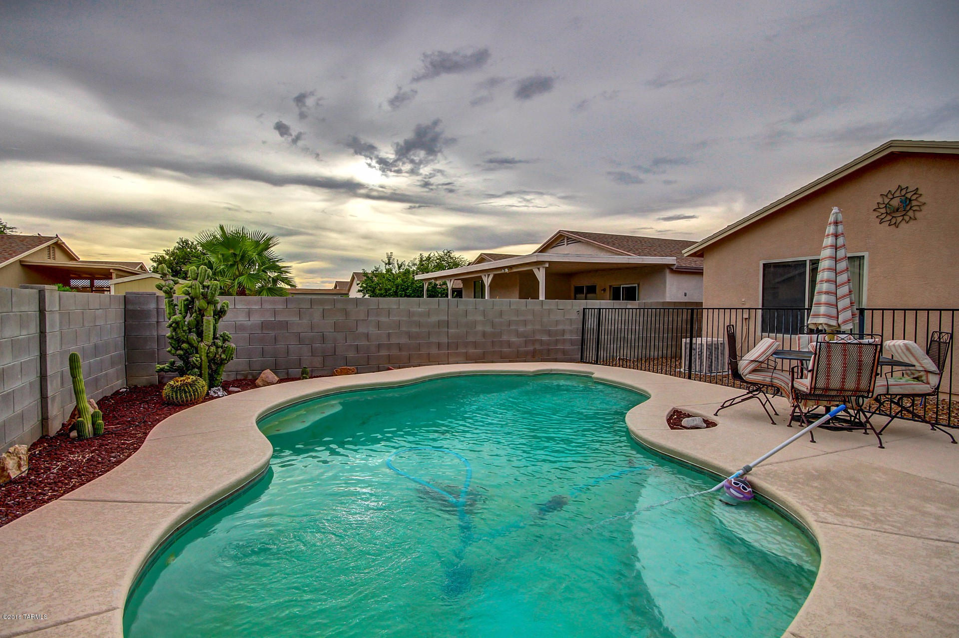 8681 S Desert Dove Drive