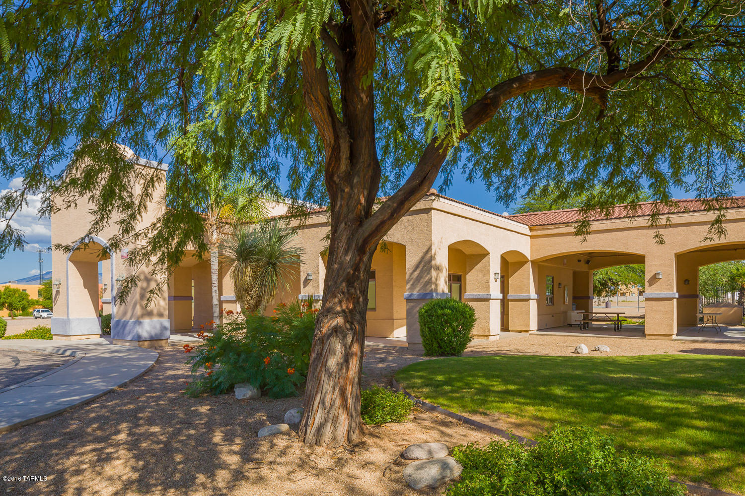 6517 E Stadium Parkway