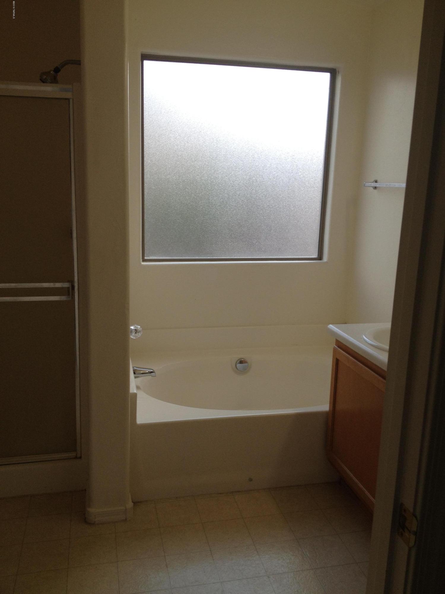 1335 W Via Rio Blanco