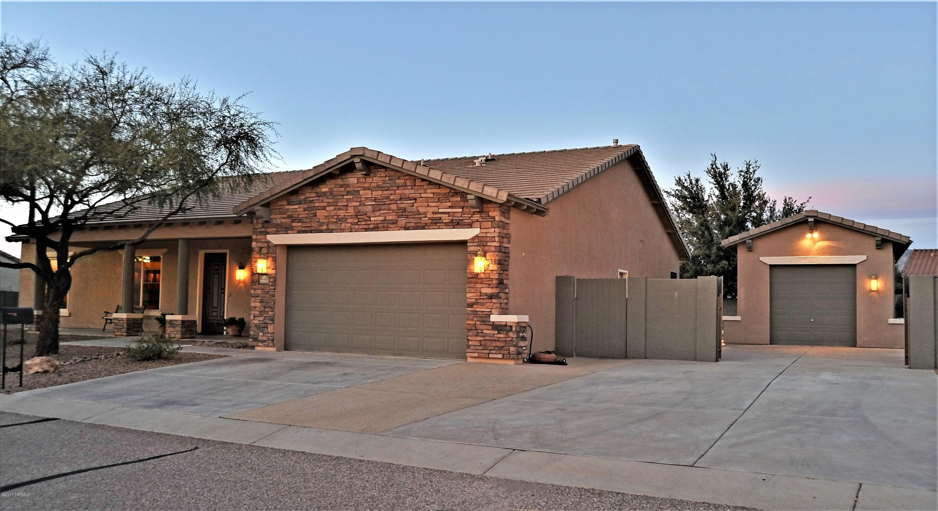 9903 S Camino De La Calinda