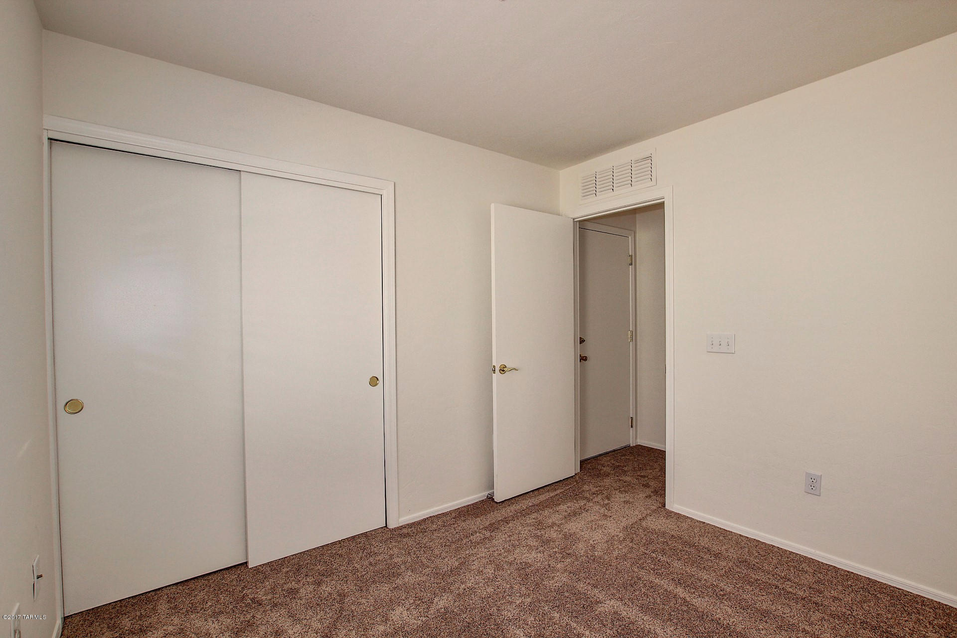 8237 W Babbitt Court