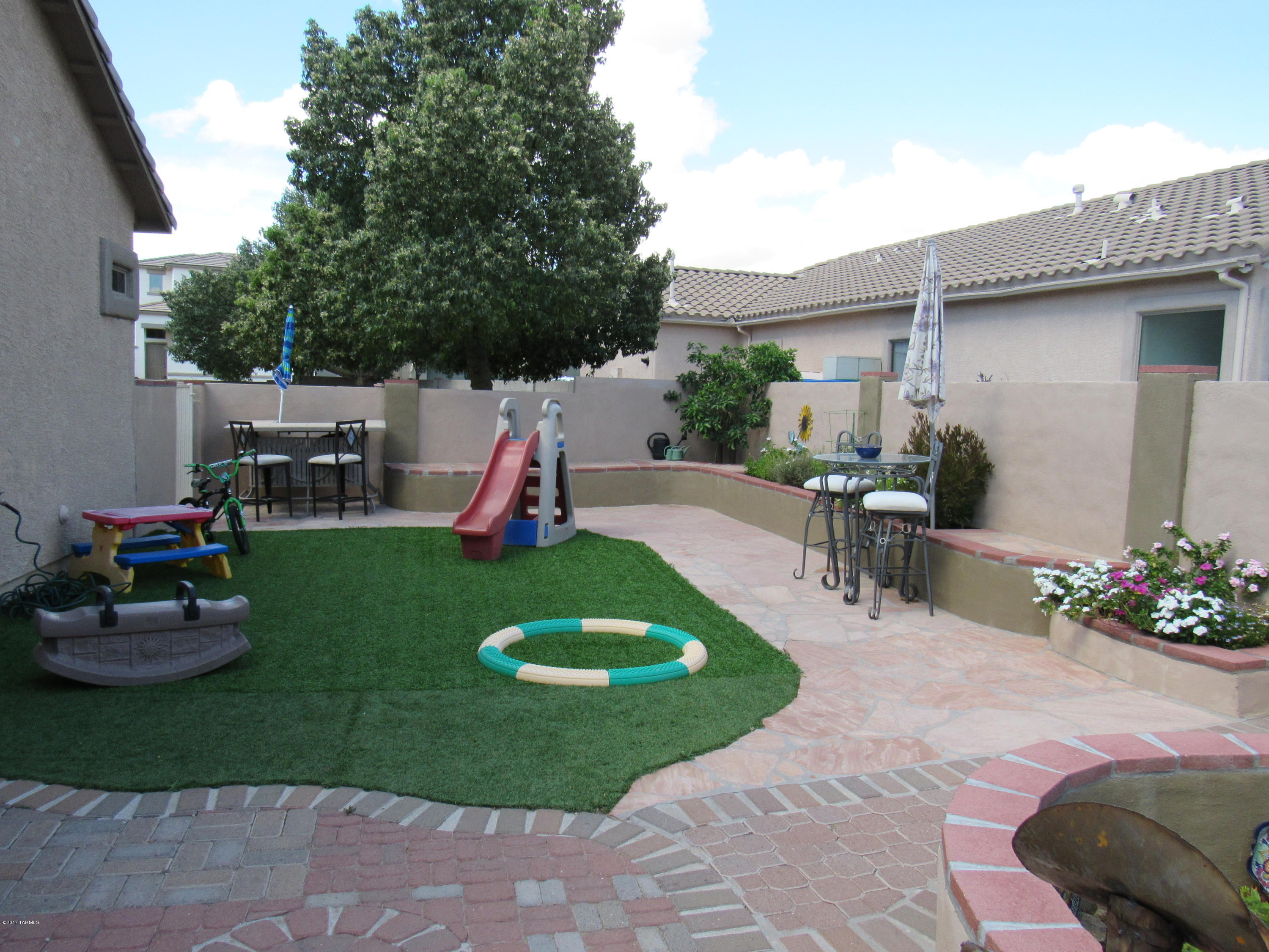 14300 S Avenida Del Picea