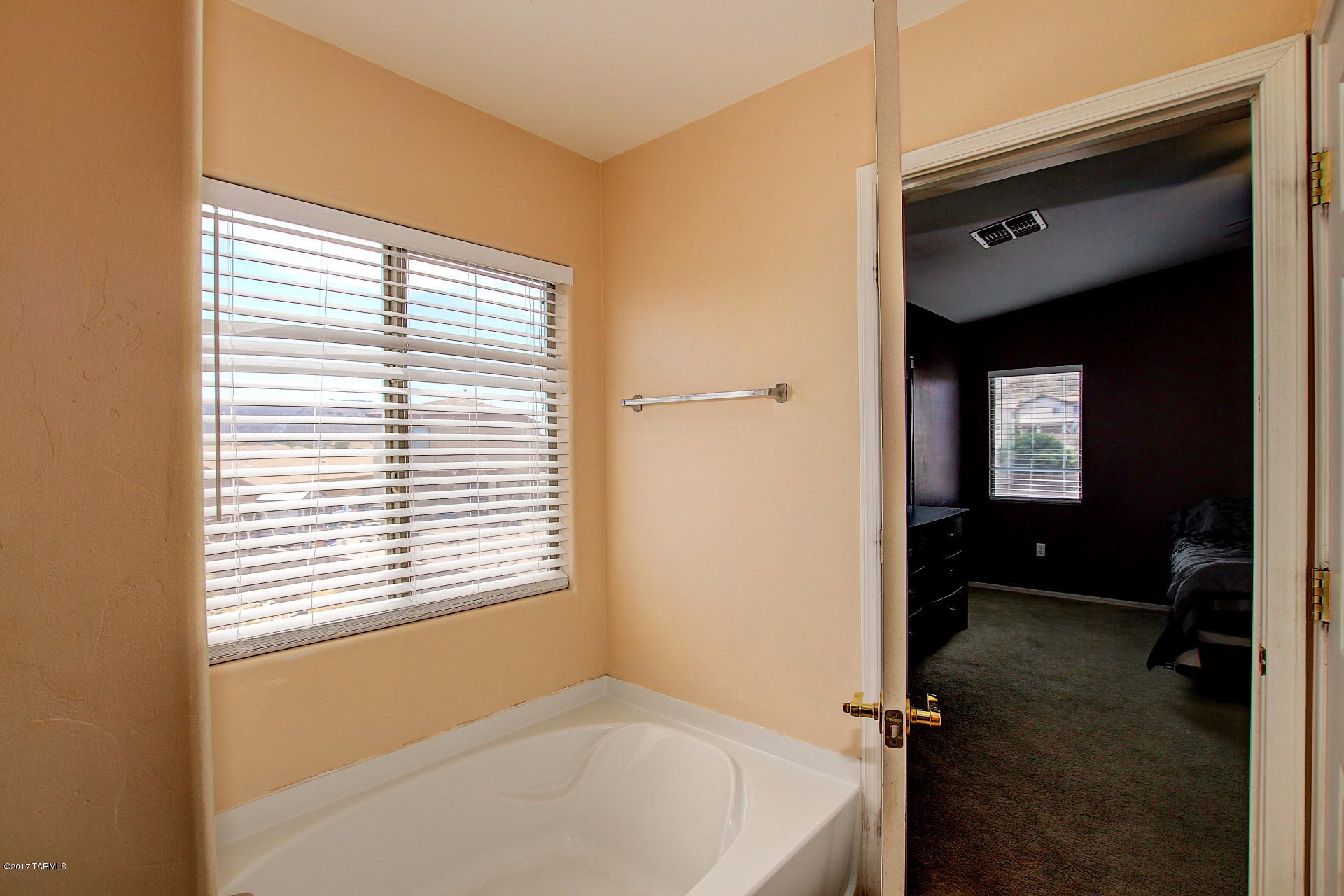 3543 W Lost Village Lane