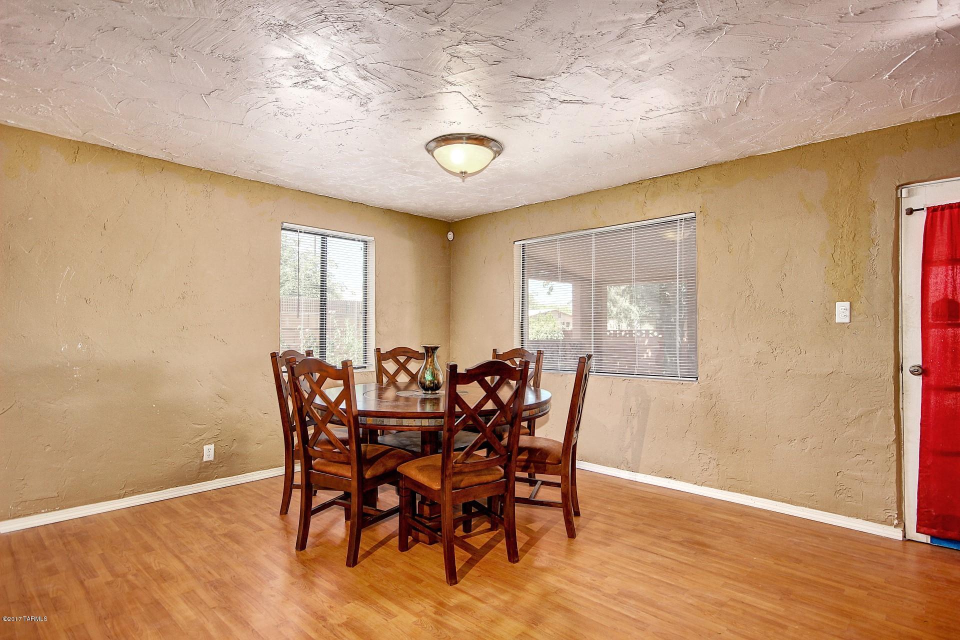 2613 N Palo Verde Avenue