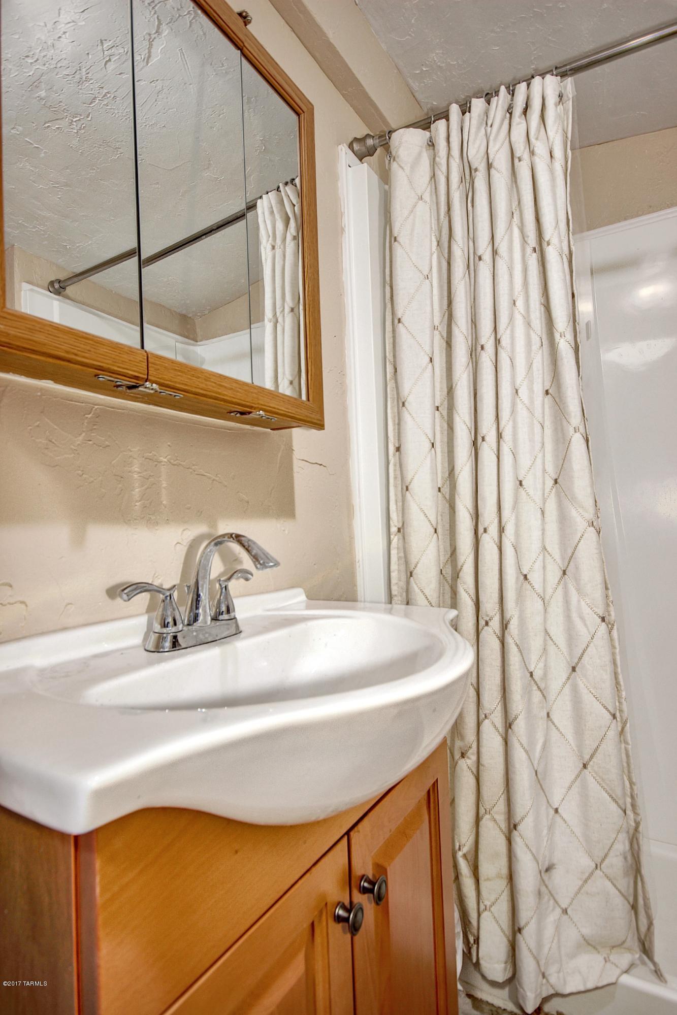 2613 N Palo Verde Avenue