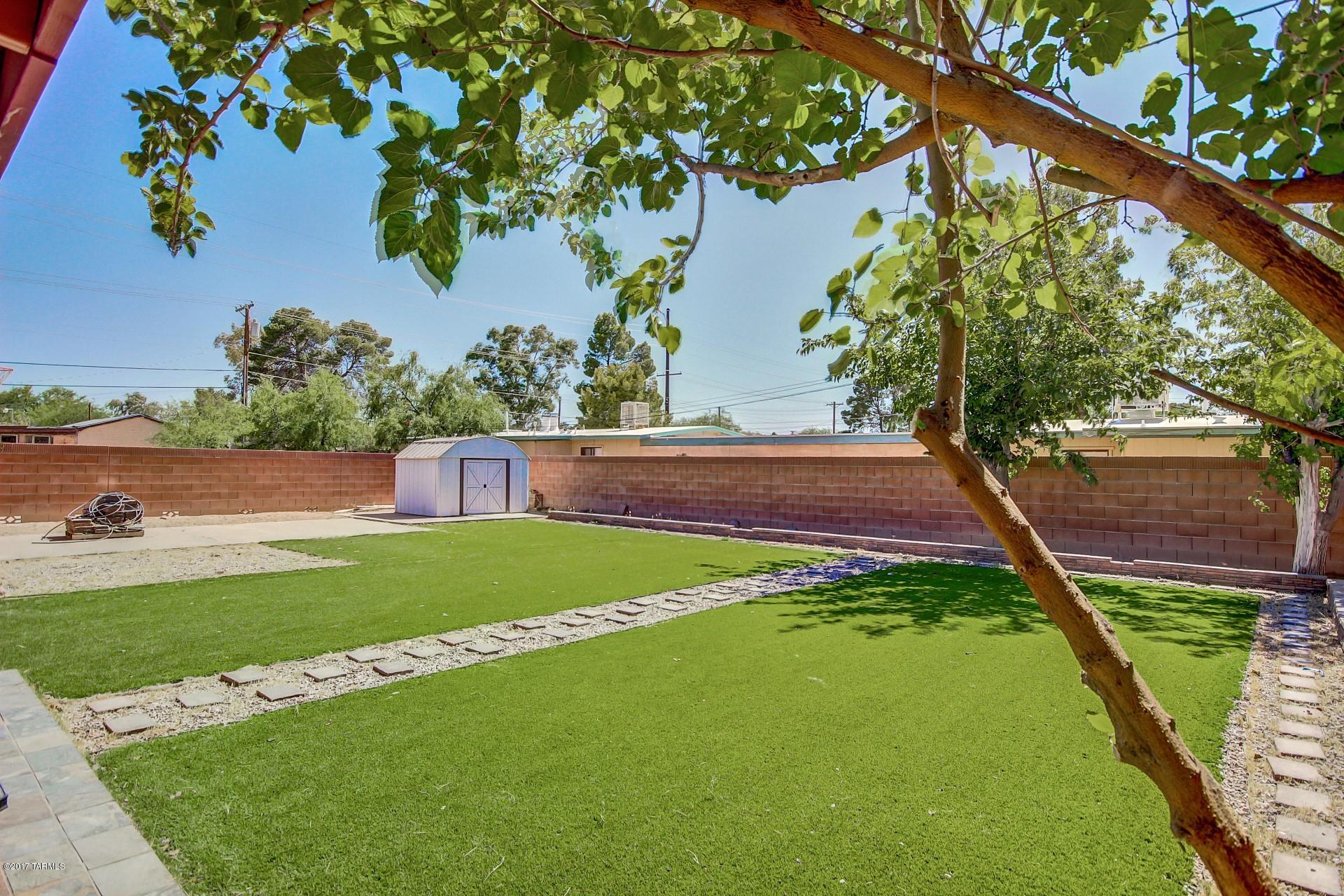 2613 N Palo Verde Avenue