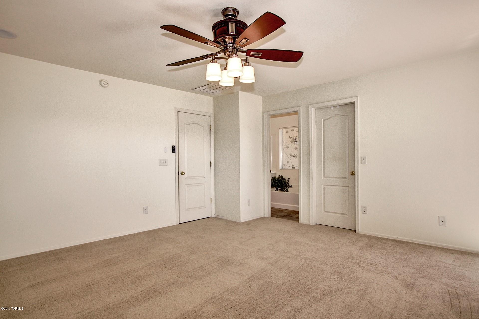 4940 E Butterweed Drive