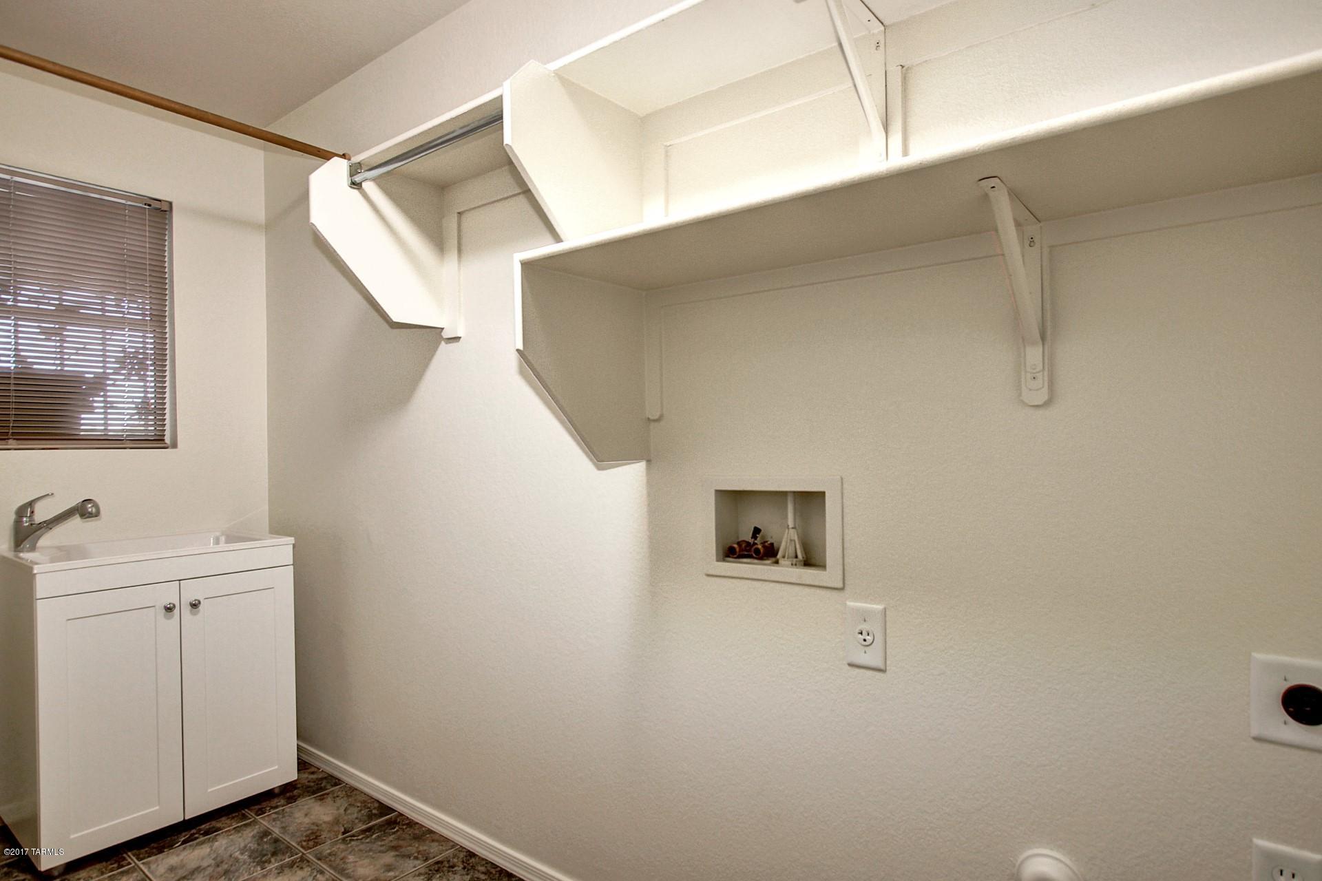 4940 E Butterweed Drive