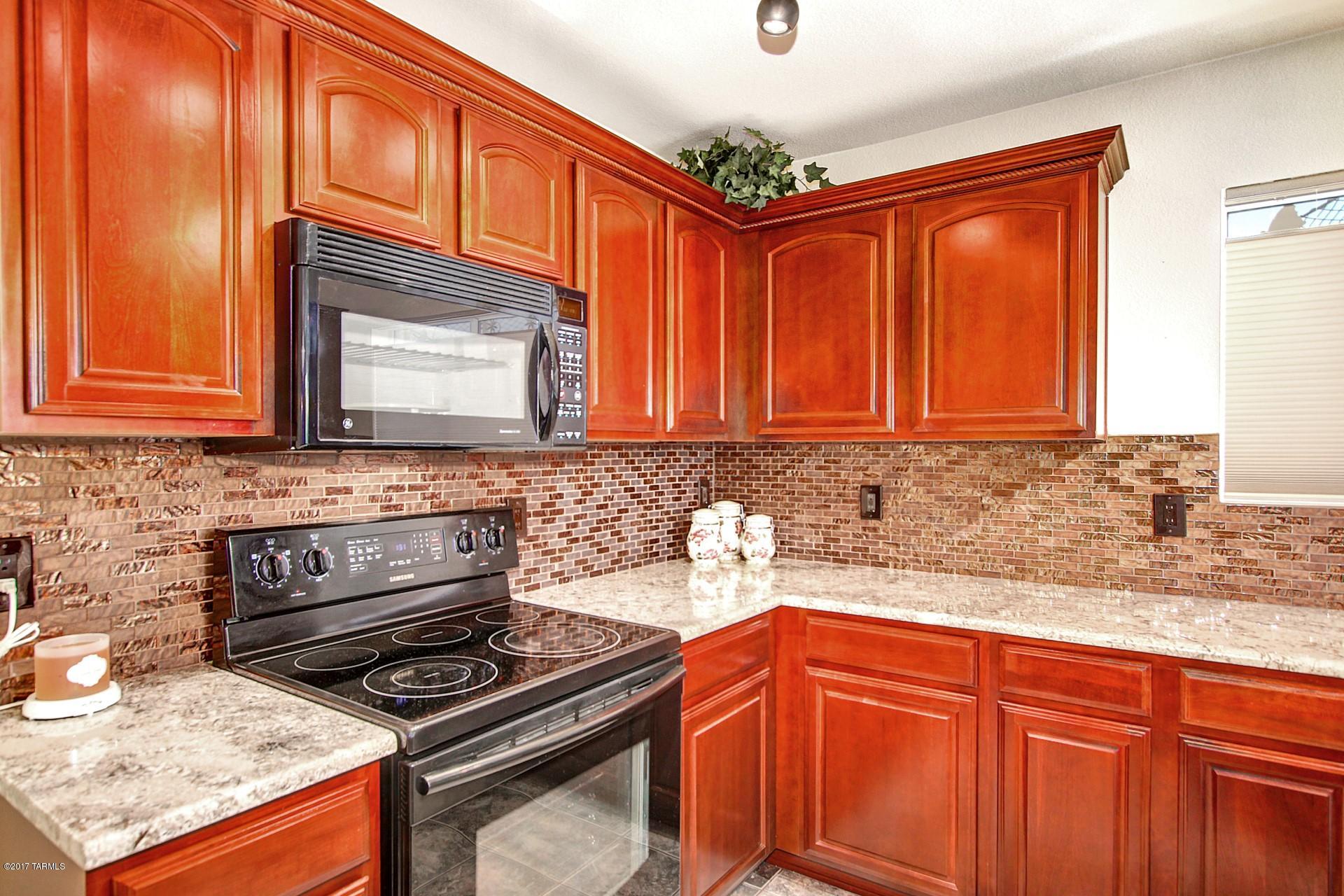 4940 E Butterweed Drive