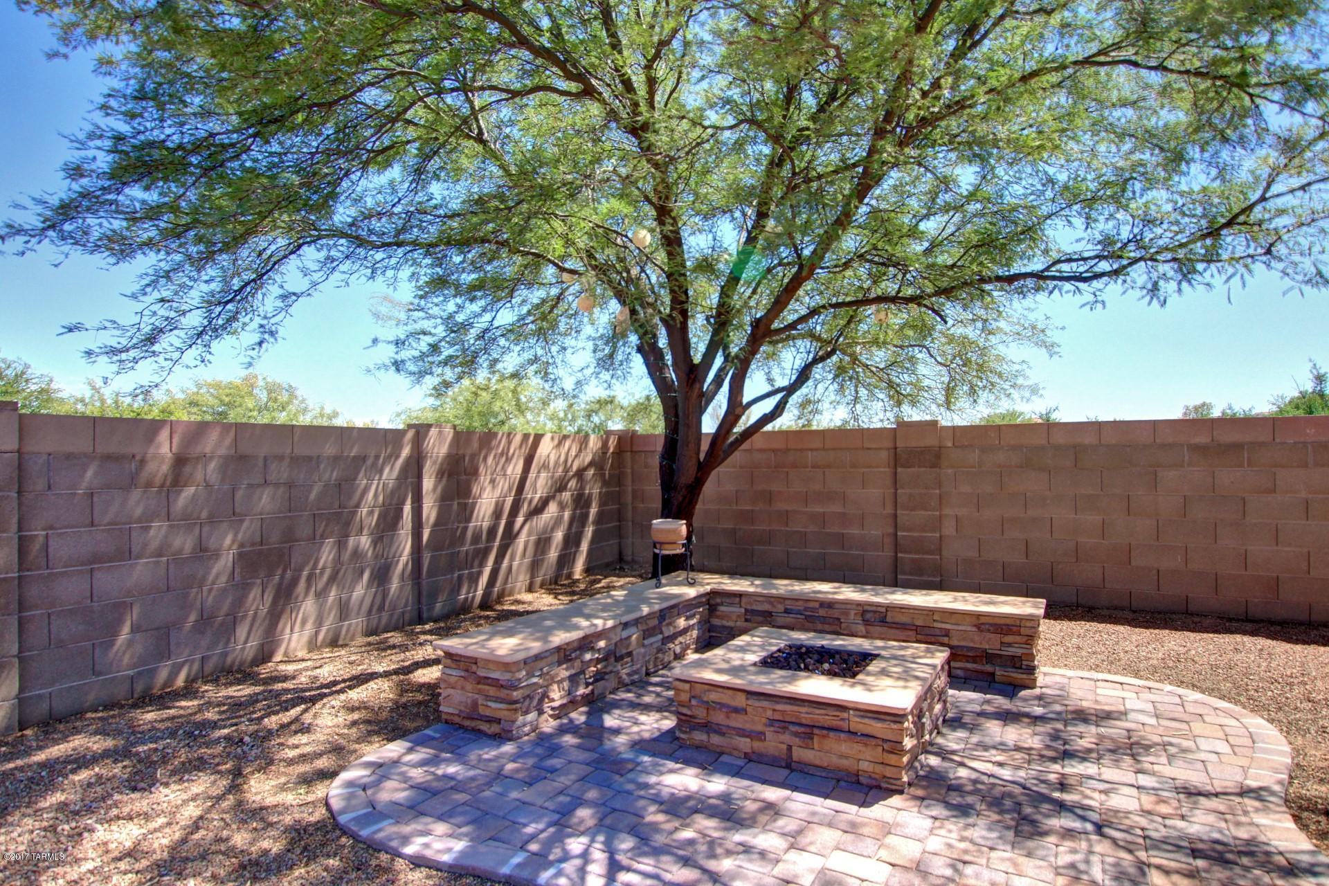 4940 E Butterweed Drive