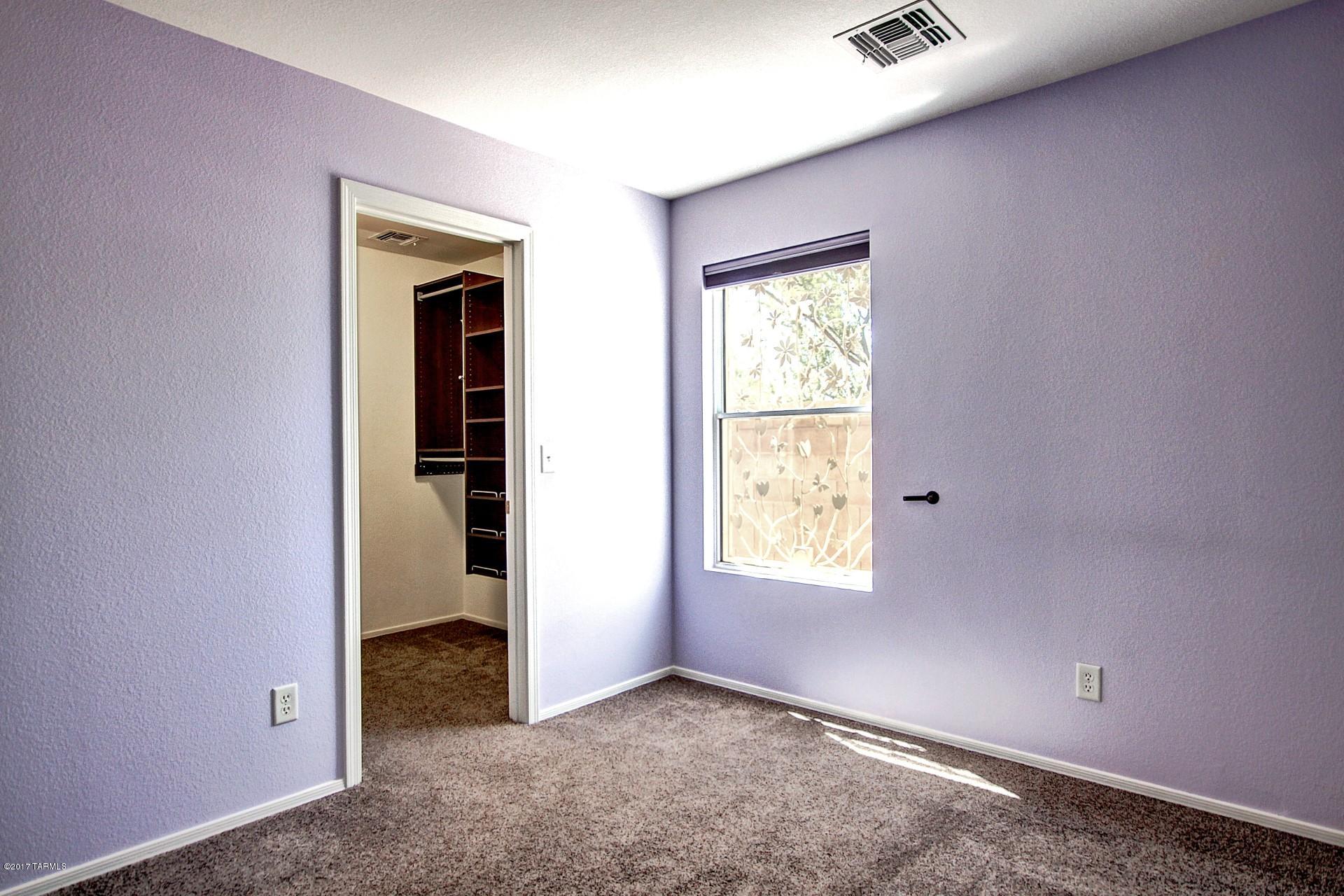 4940 E Butterweed Drive