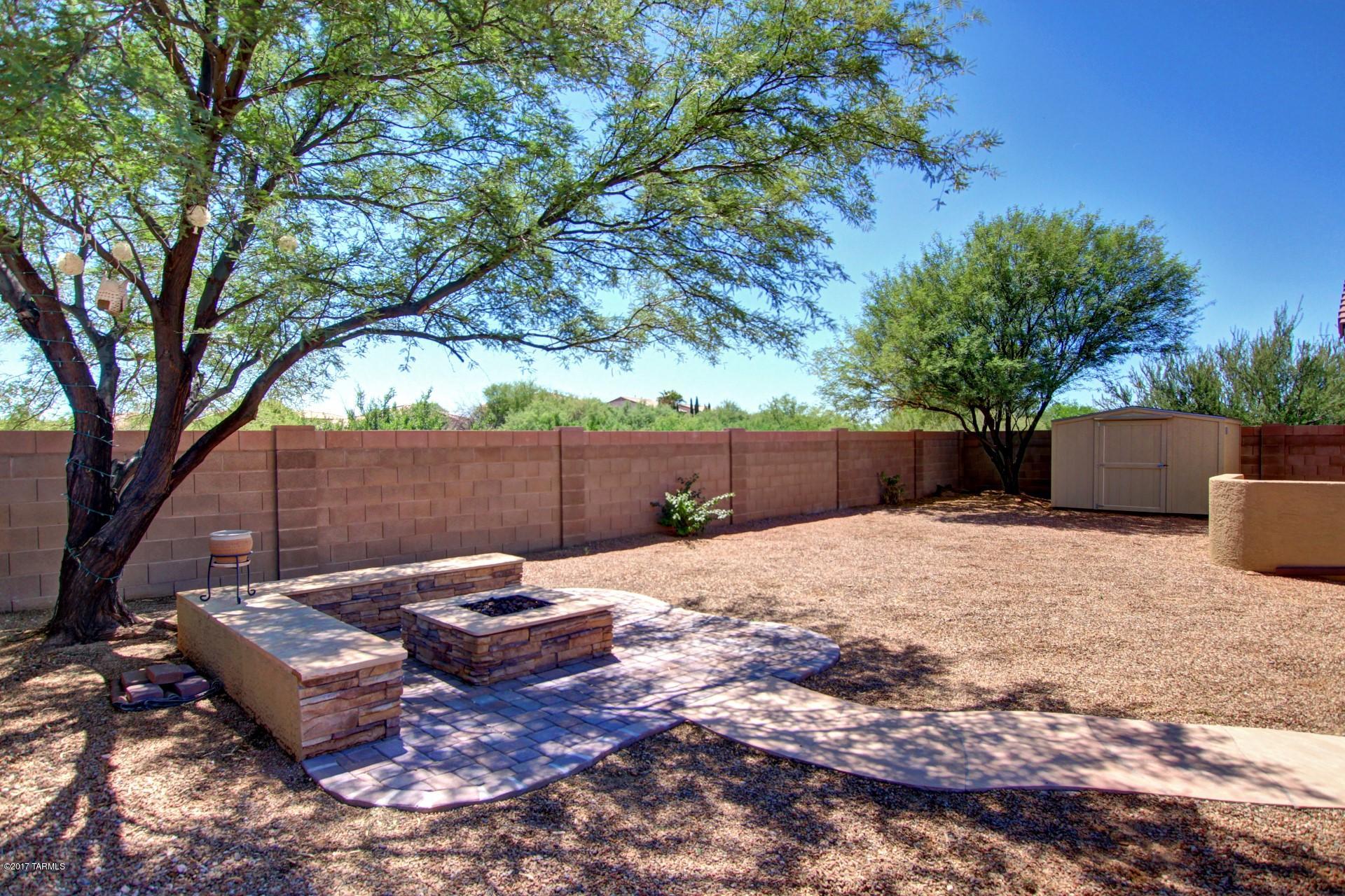 4940 E Butterweed Drive