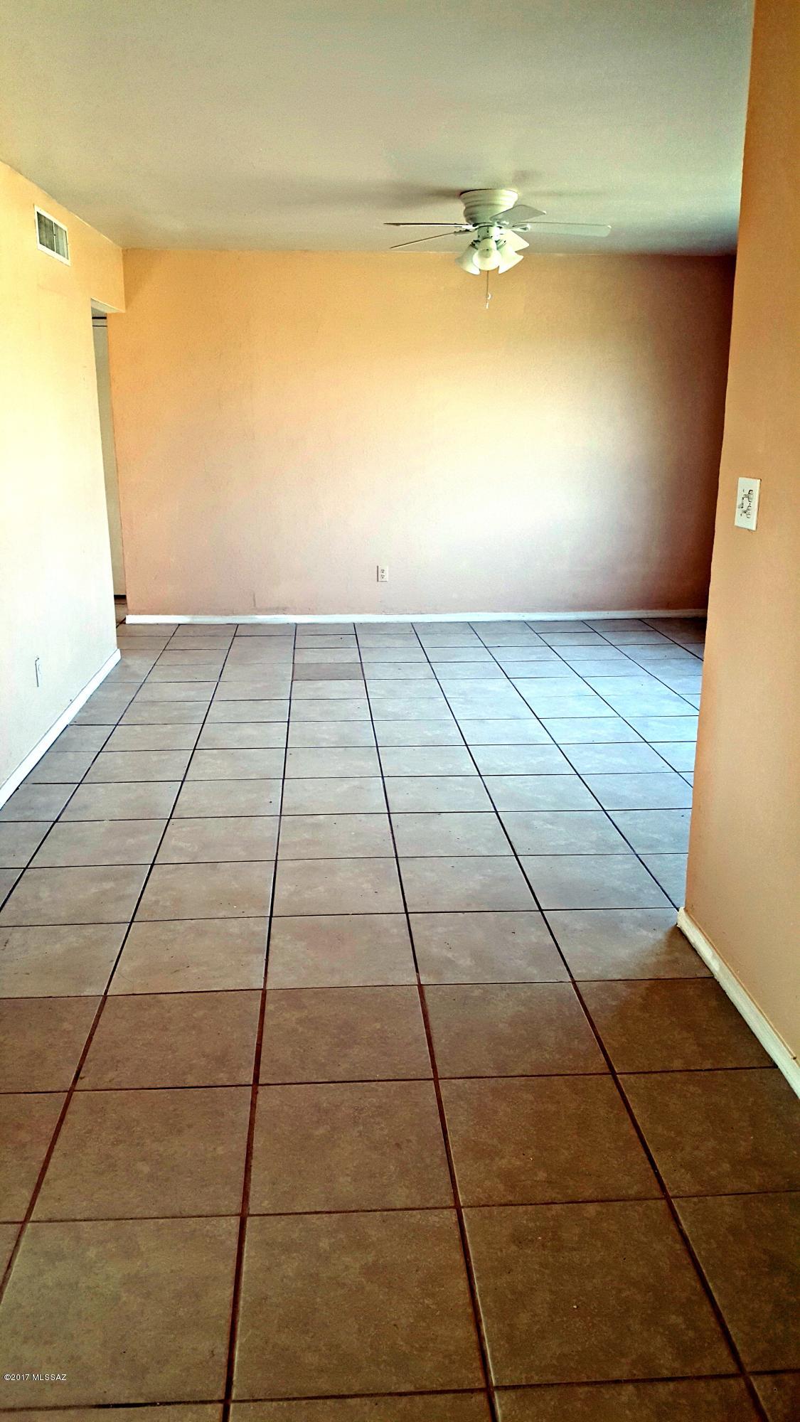 6001 S Southland Boulevard