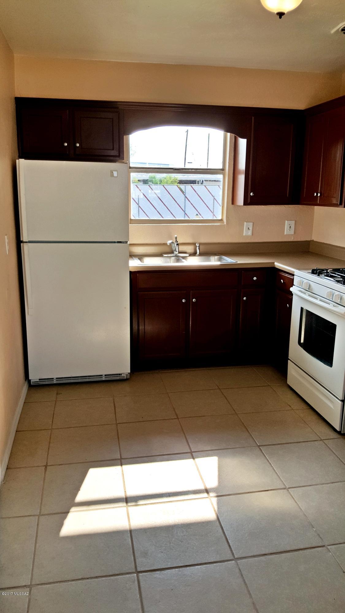 6001 S Southland Boulevard