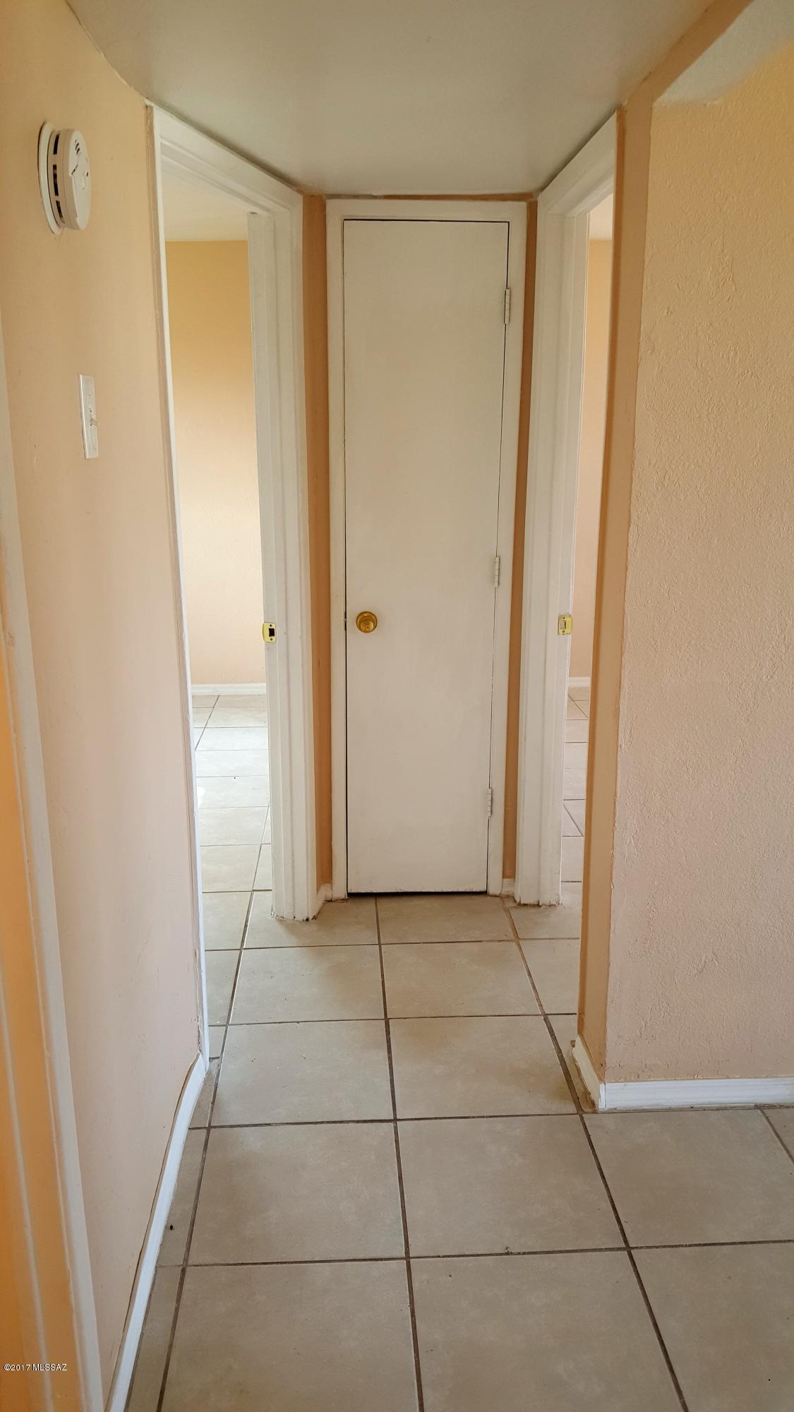 6001 S Southland Boulevard