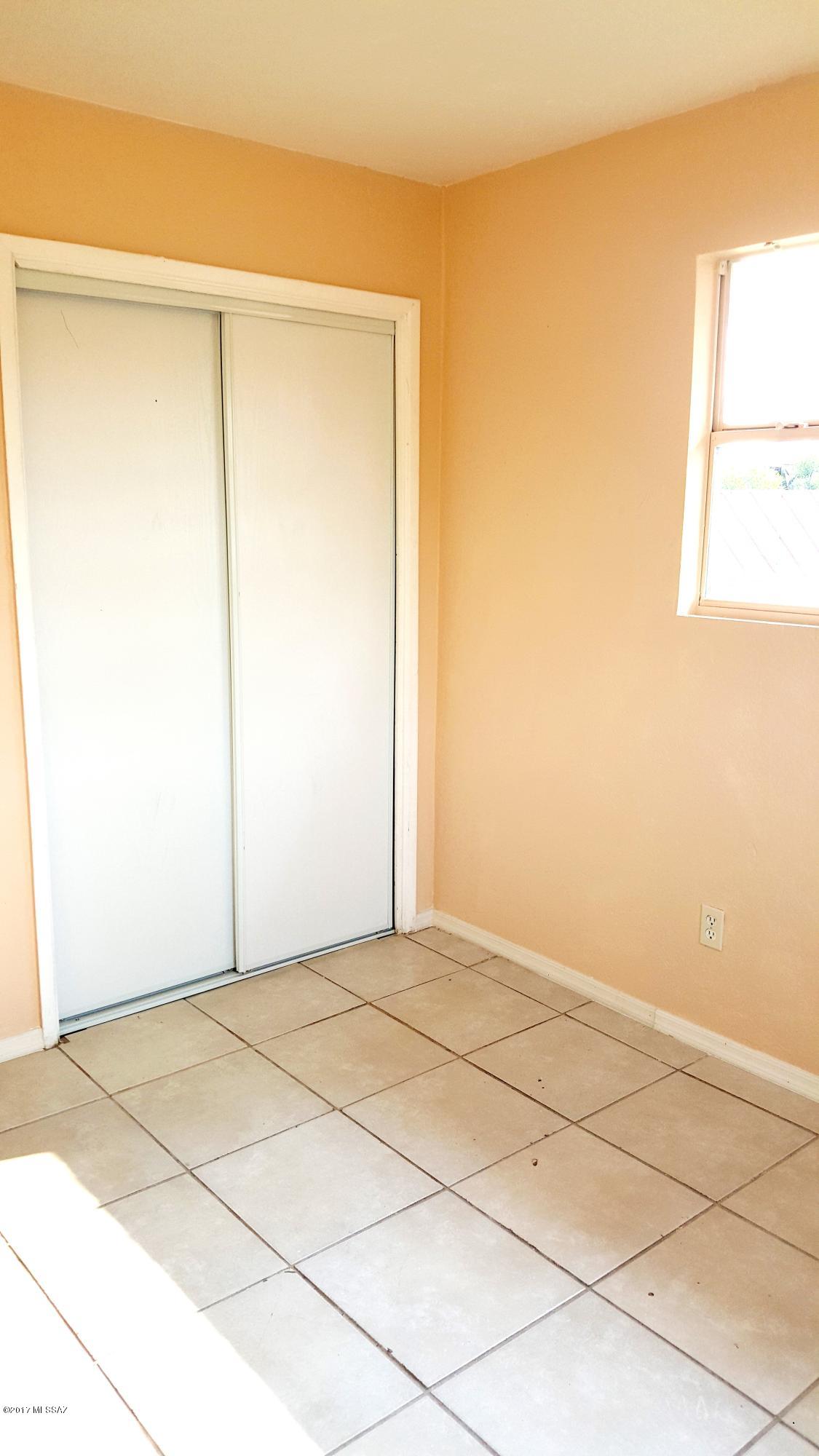 6001 S Southland Boulevard