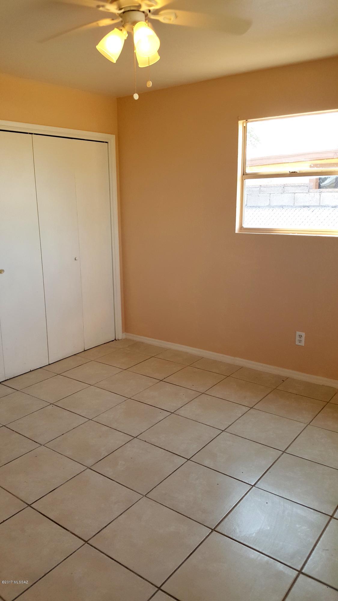 6001 S Southland Boulevard