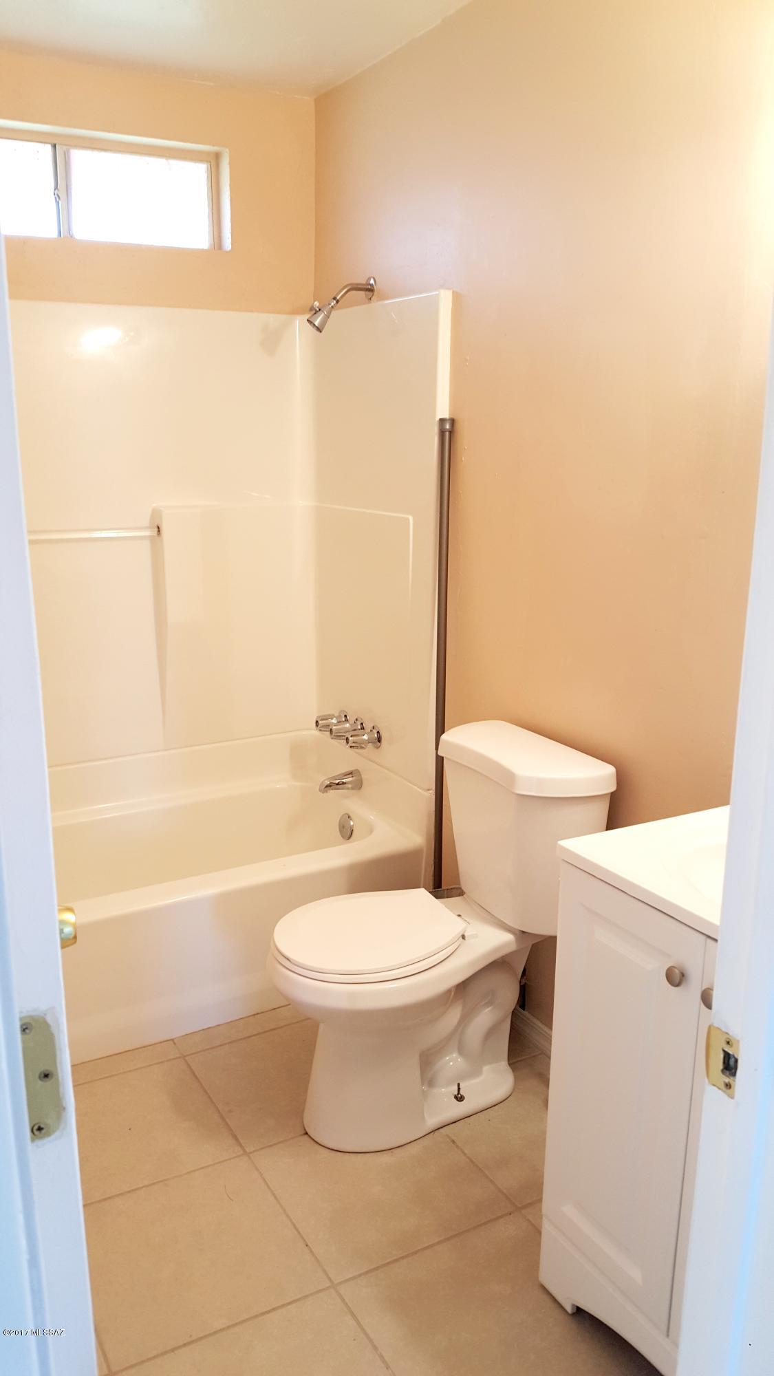 6001 S Southland Boulevard